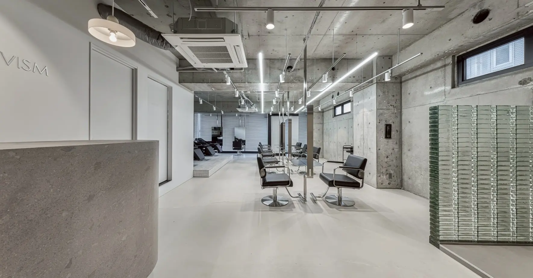 LUVISM 栄店の内観・外観3
