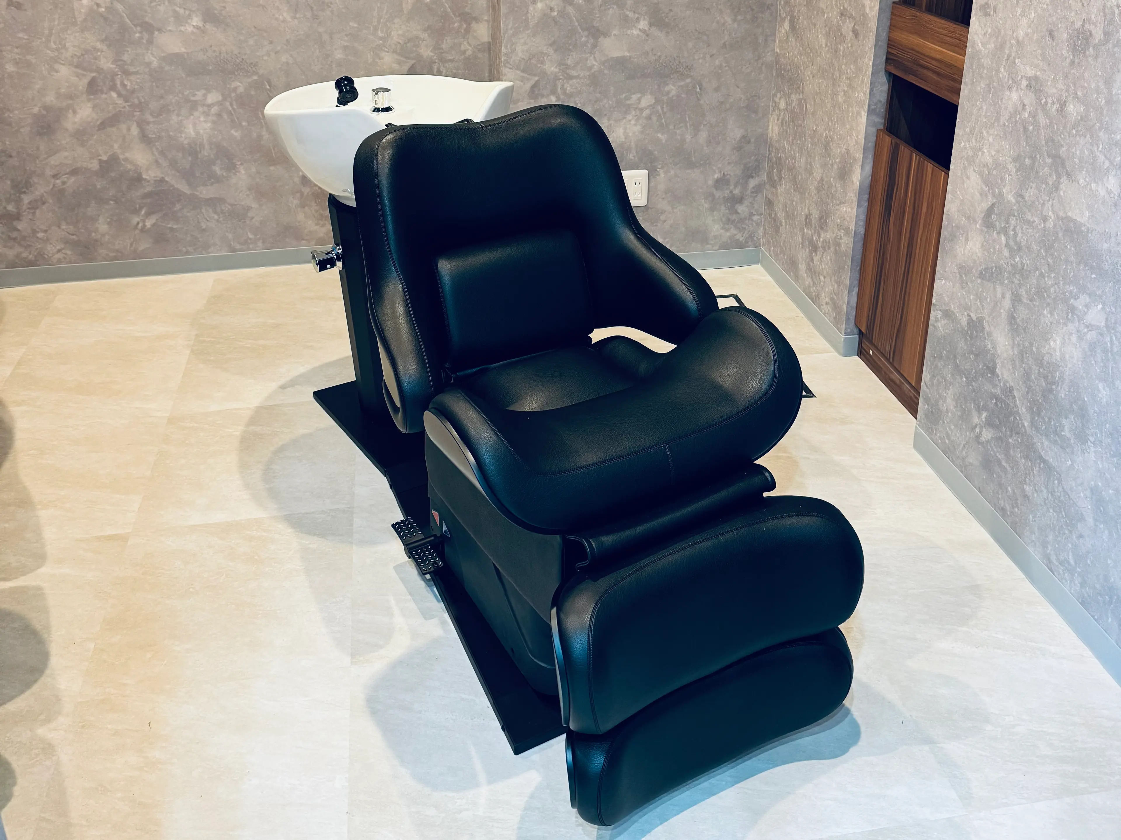 hair salon BUDDY 栃木店の内観・外観3