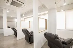 lia新小岩店の内観・外観2