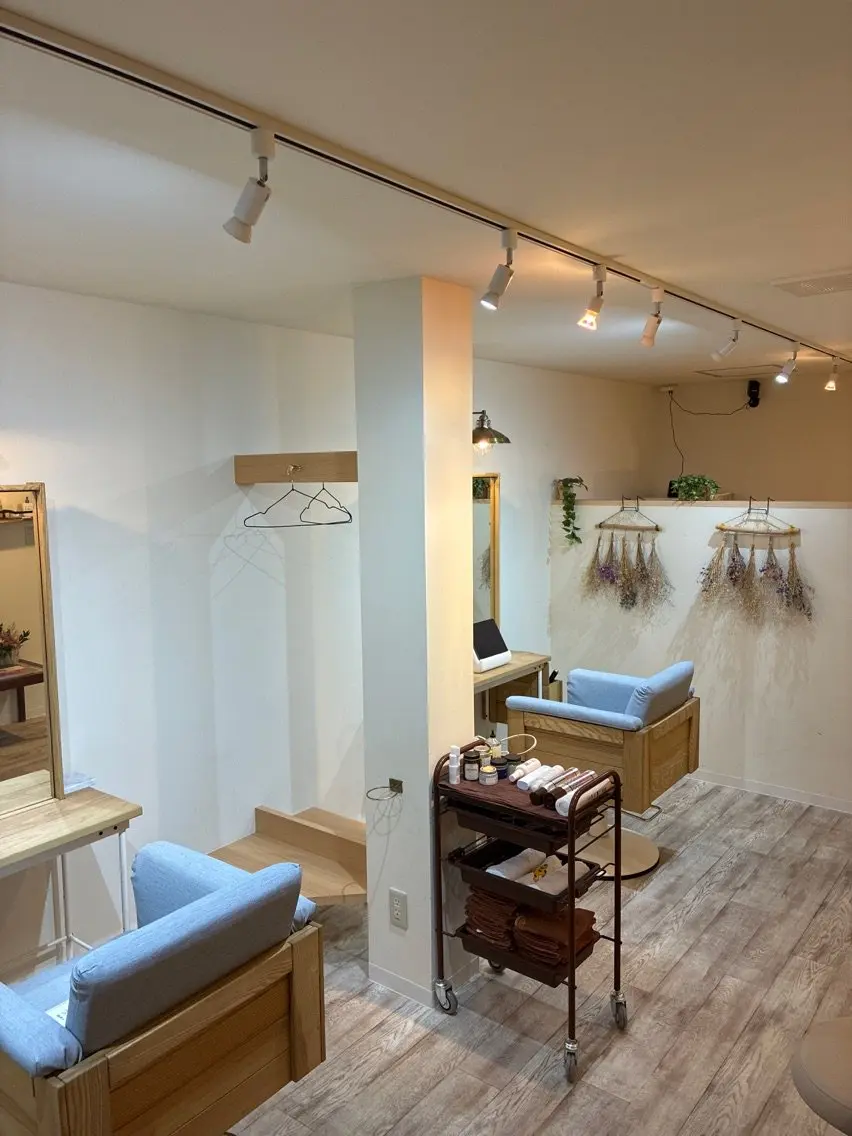 Hair&relax salon  UMIの内観・外観1