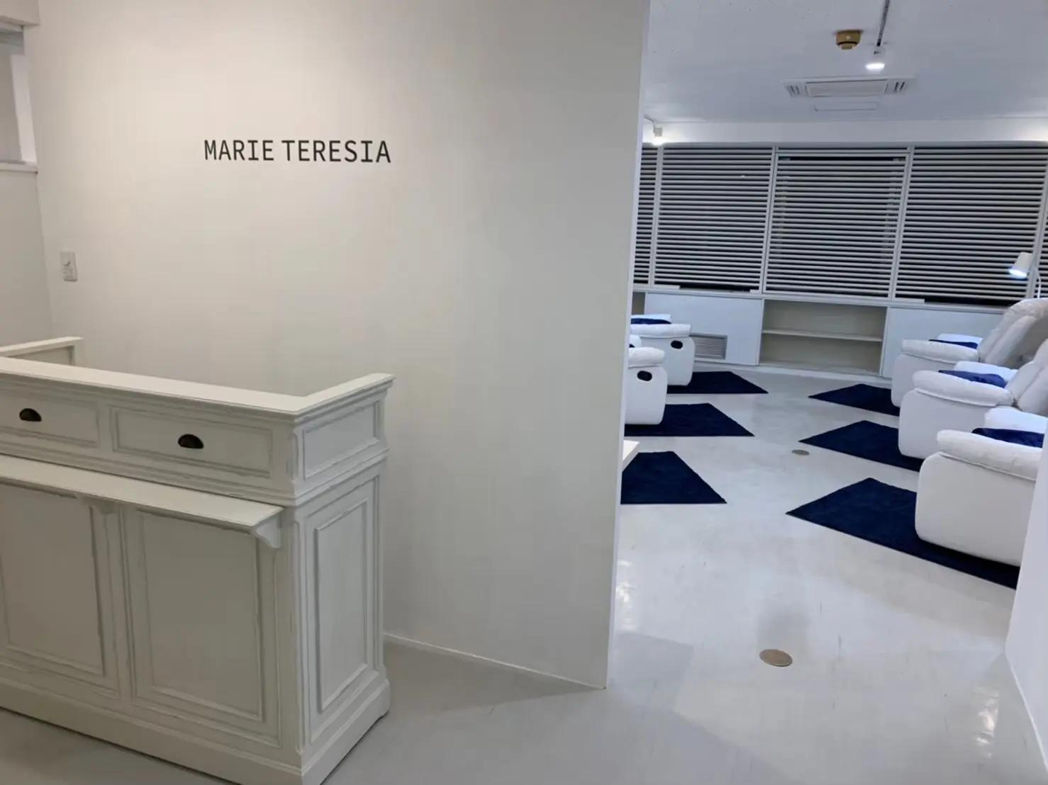 まつげパーマ / パリジェンヌ / 眉毛 / アイブロウ MARIE TERESIA 広島八丁堀の内観・外観3
