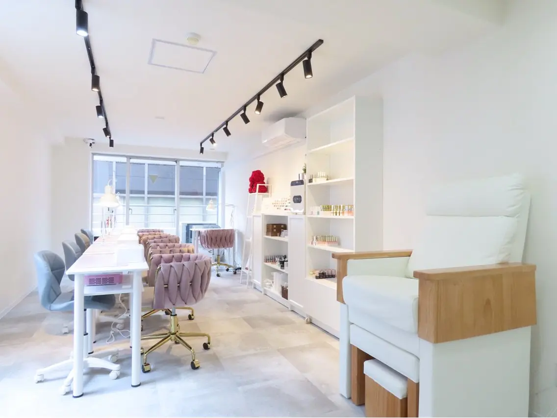 Anmi Nail 新宿の内観・外観2