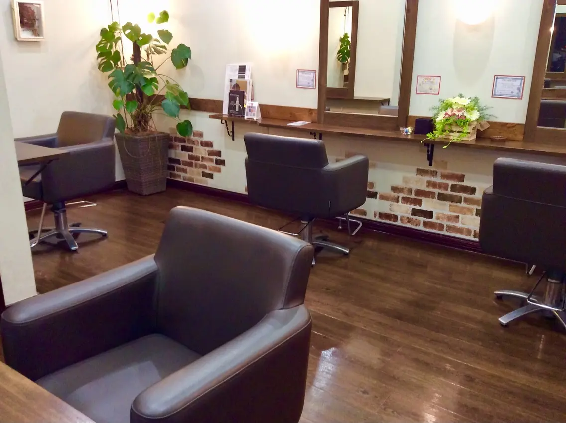 B.R Barber papa.Renacerの内観・外観1