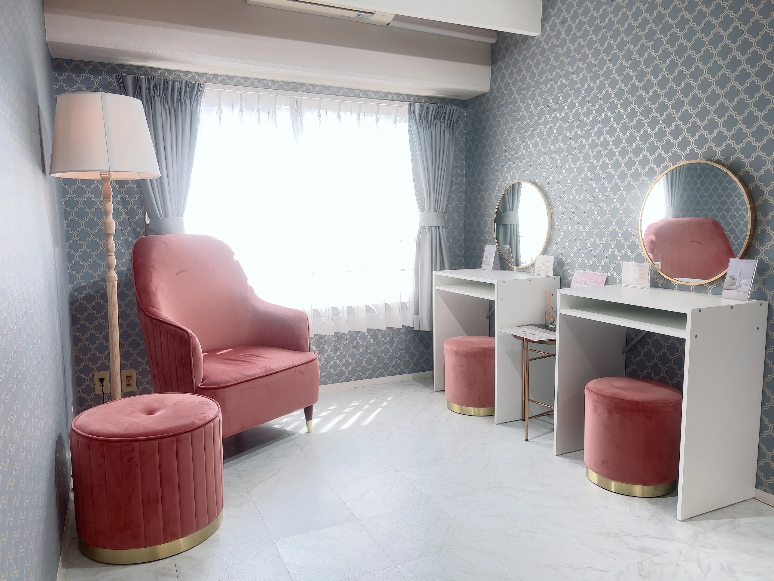 IRAISE PREMIUM EYELASH金山店の内観・外観2