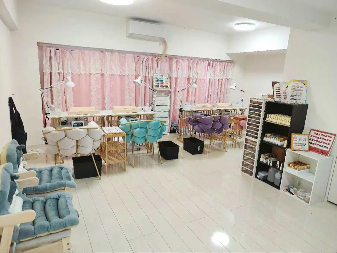 モニカネイルサロン 松戸店の内観・外観1