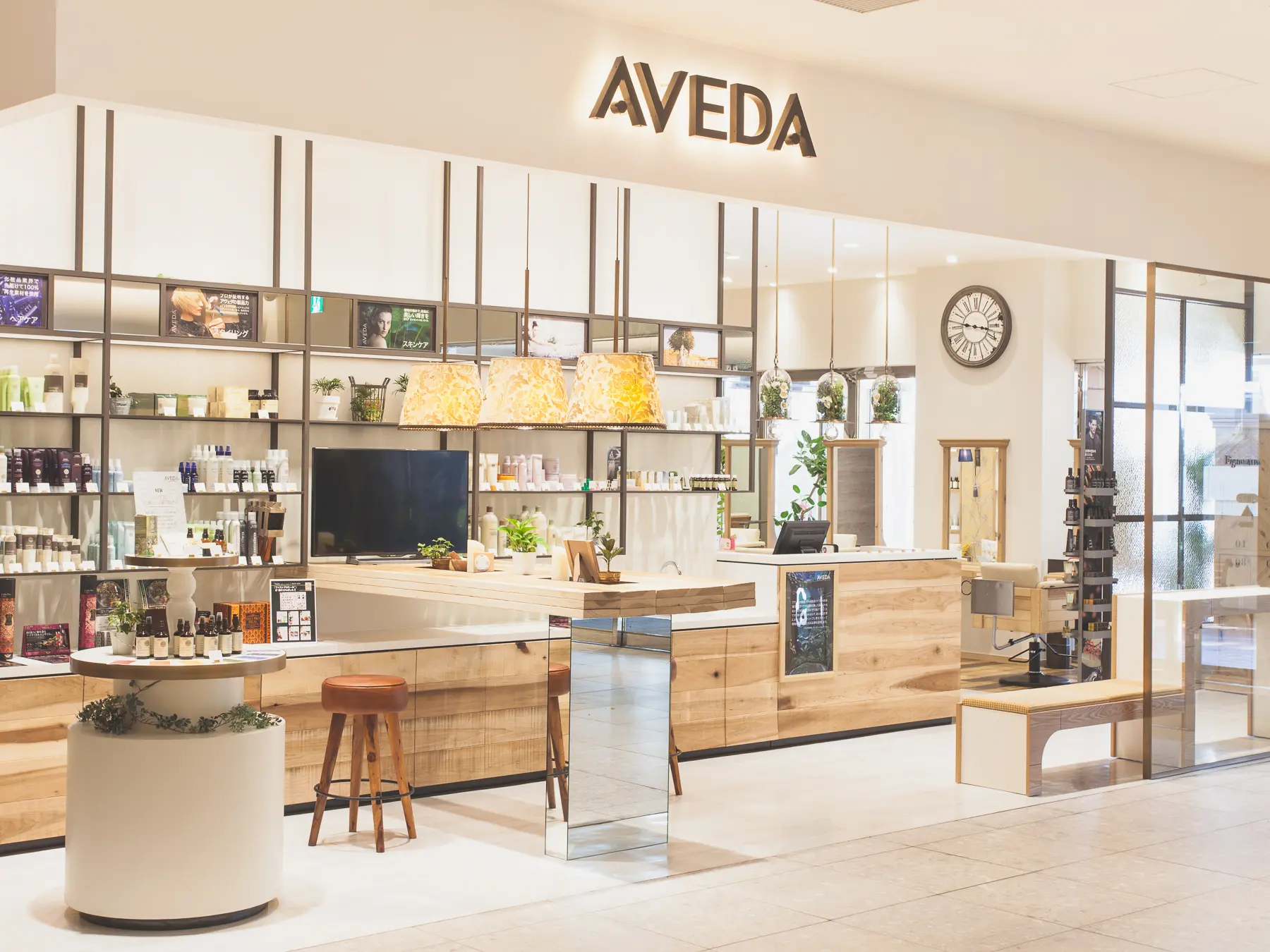Figaro AVEDAの内観・外観1