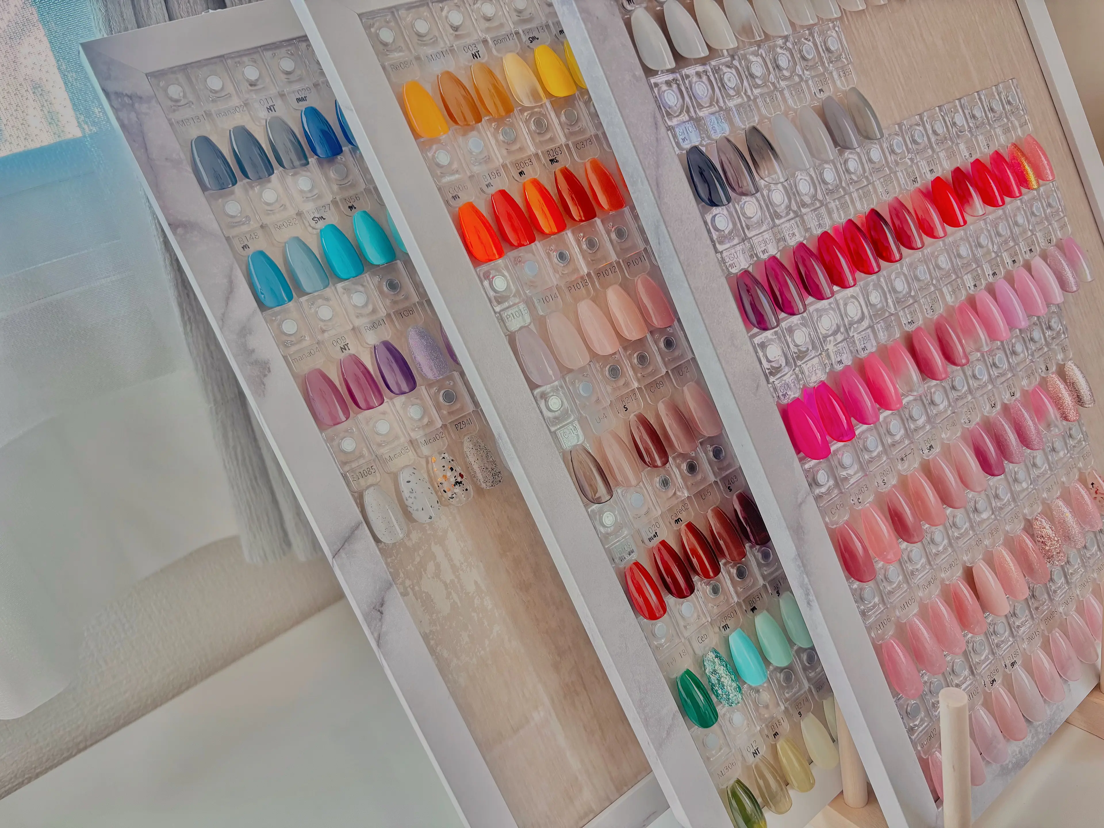 Nail Room Kislap.の内観・外観2