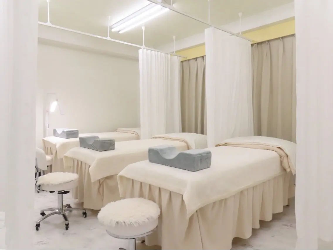A I  eyelash  salonマツエクサロンの内観・外観3