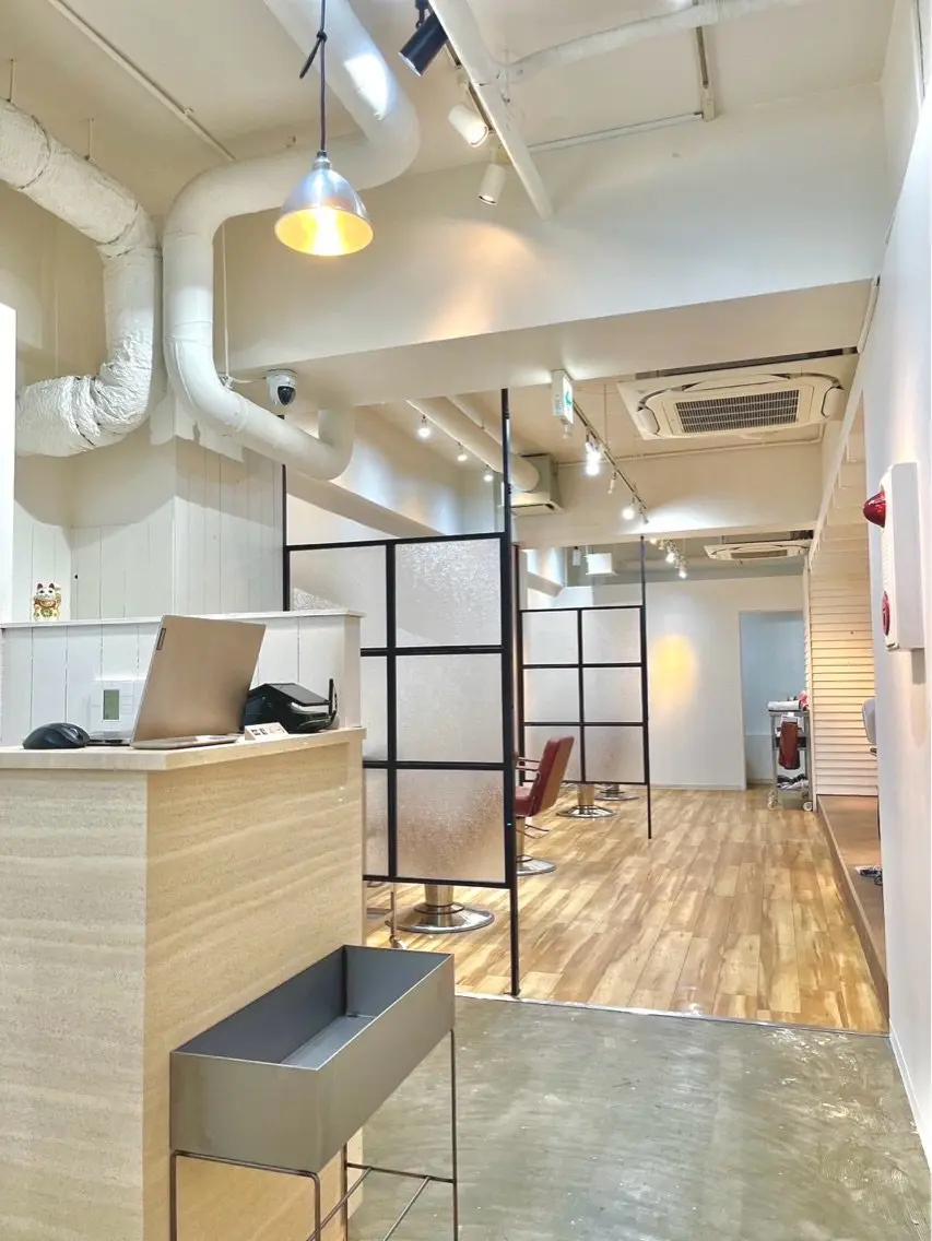 美人髪ラボ神戸元町店の内観・外観1