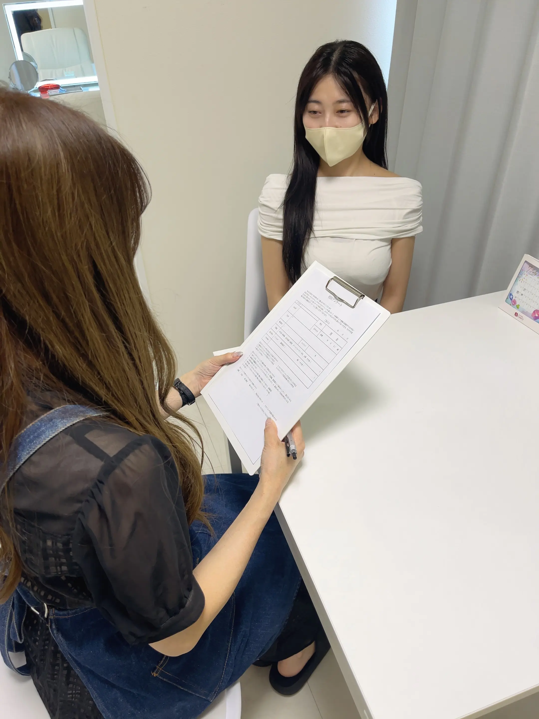 ココホワイトニング天王寺店の内観・外観1