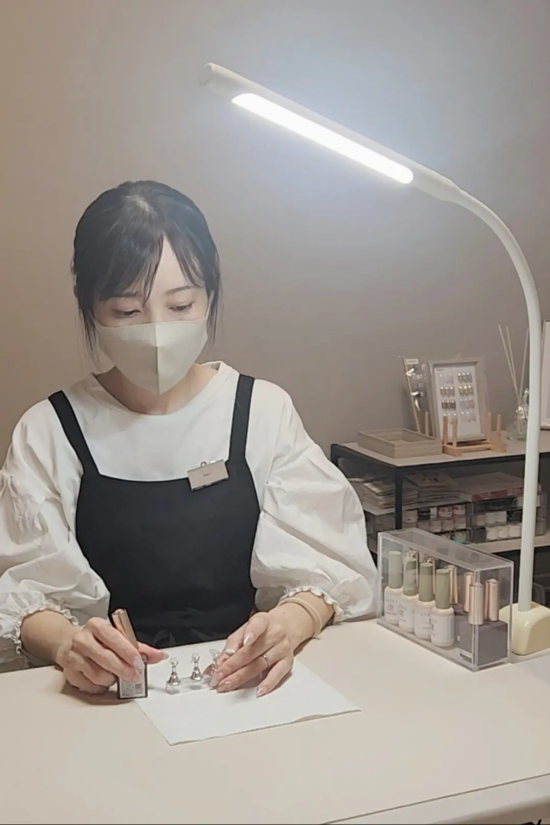 and lux . . nailの内観・外観2