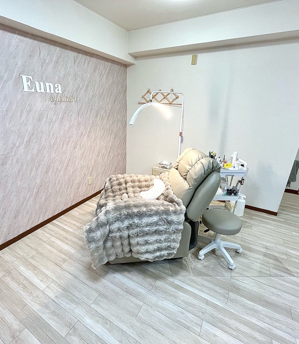 Euna  eyelashの内観・外観1