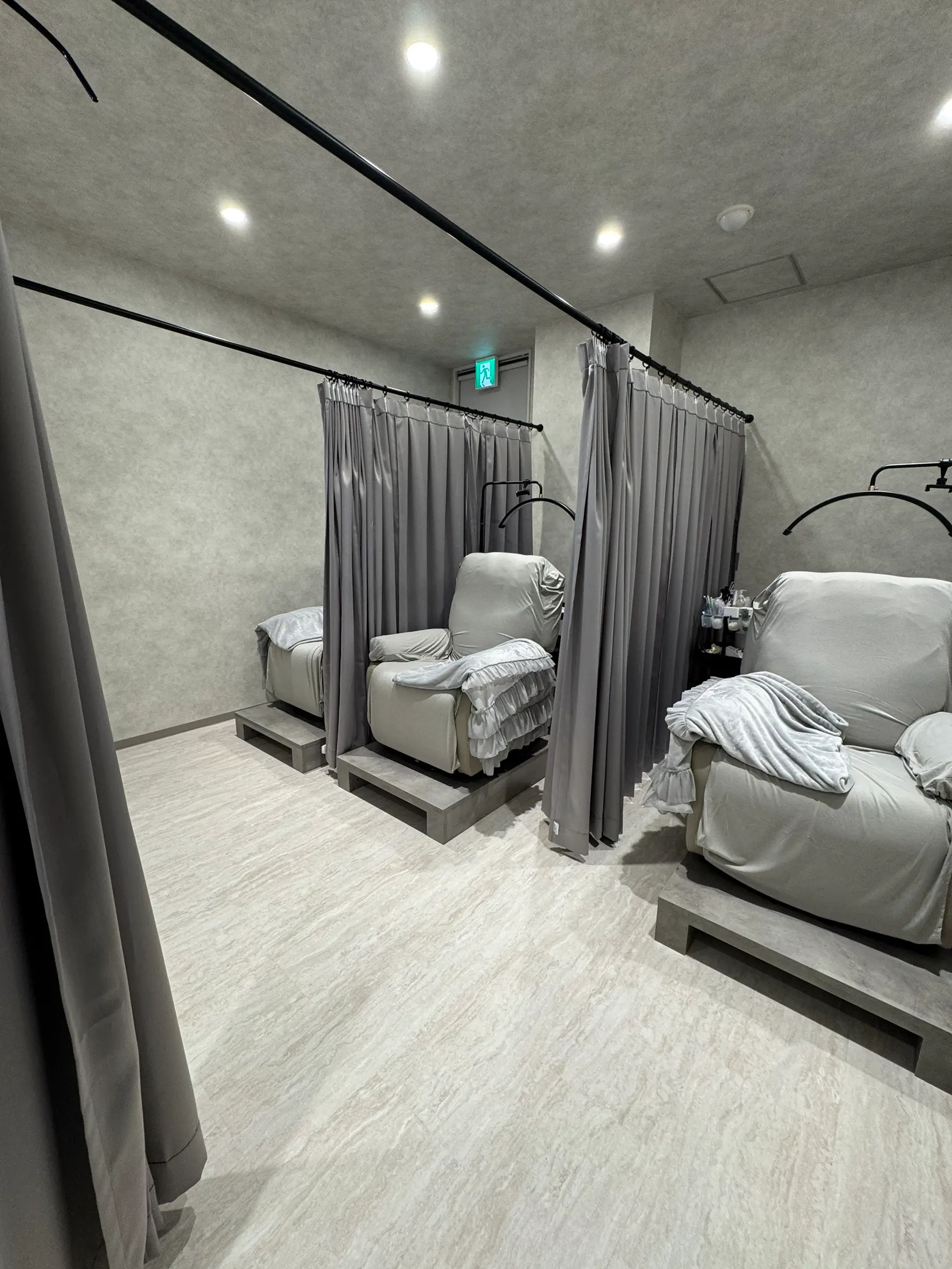 nya-meluxe+eyesalon 茅ヶ崎店の内観・外観3