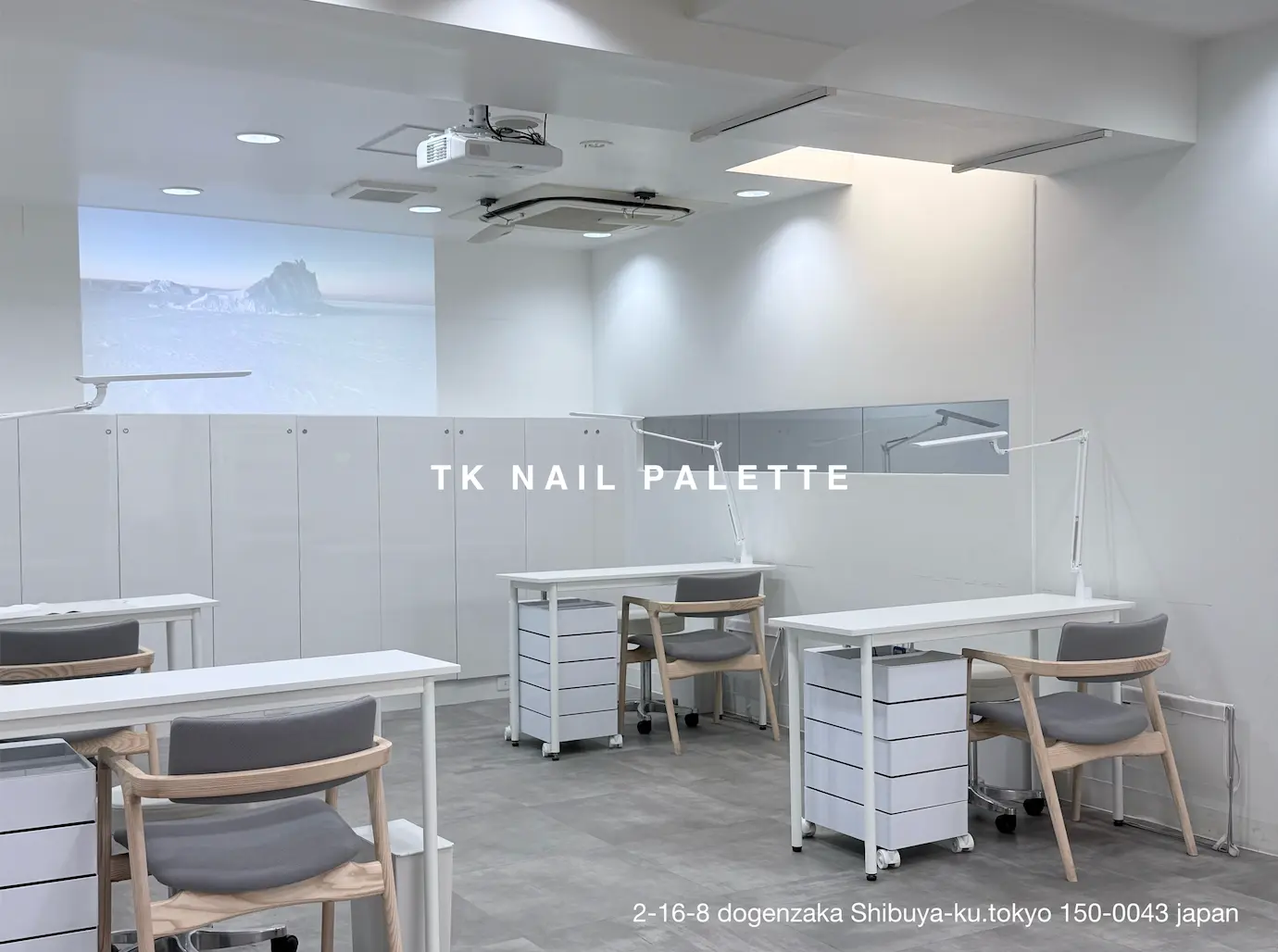 TK nail paletteの内観・外観2