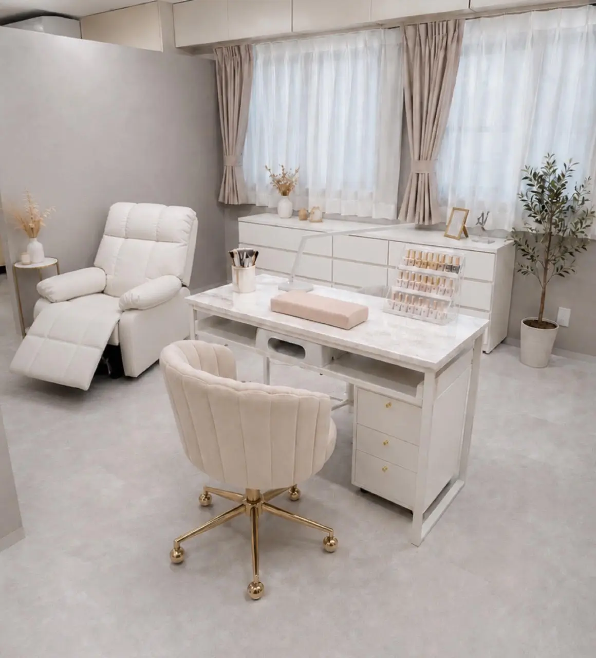 Nail&eyelash Grow　武蔵藤沢店(入間市)の内観・外観1