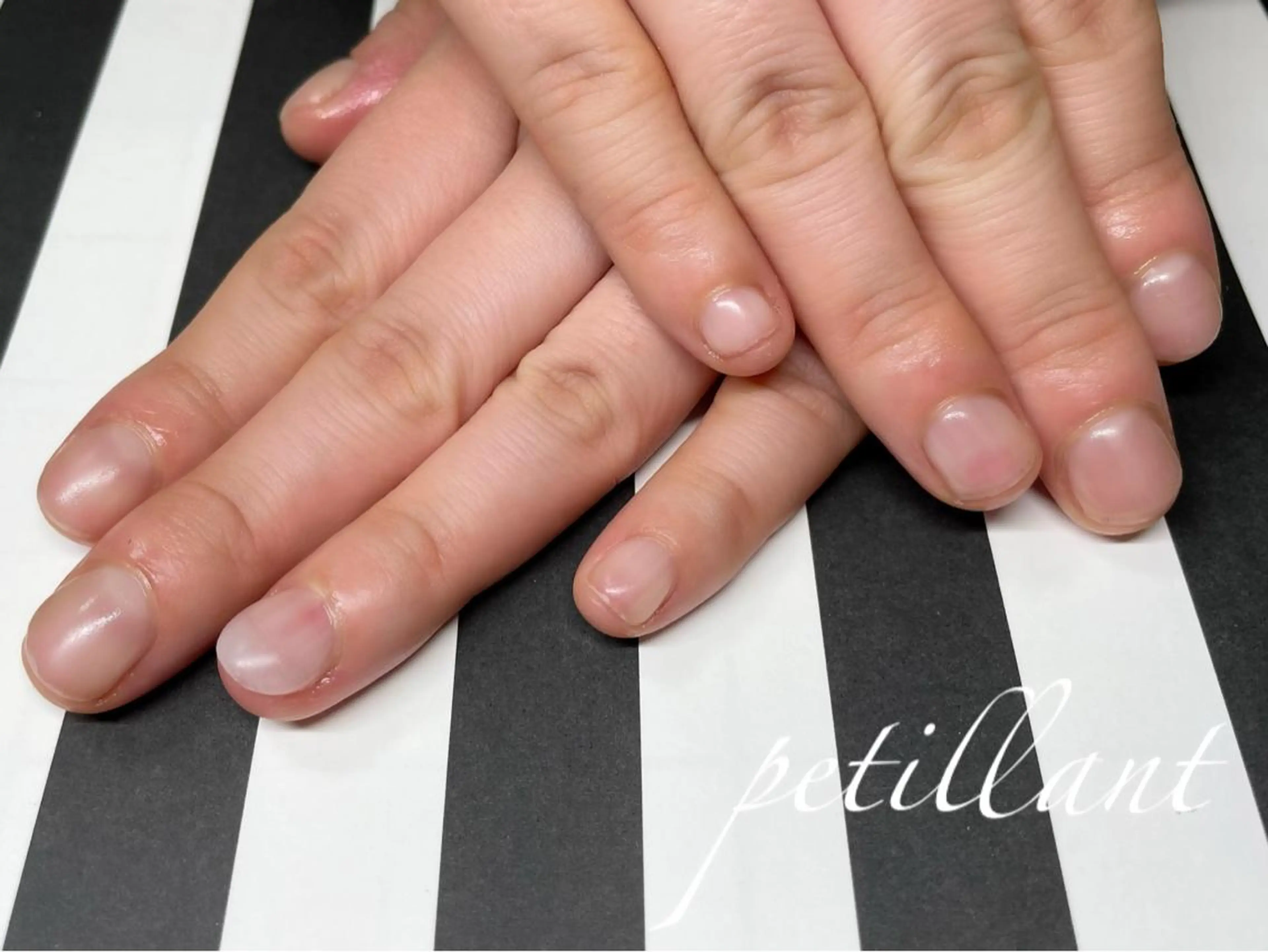 ネイル クリアネイル ジェルネイル nail salon petillantのネイルデザイン
