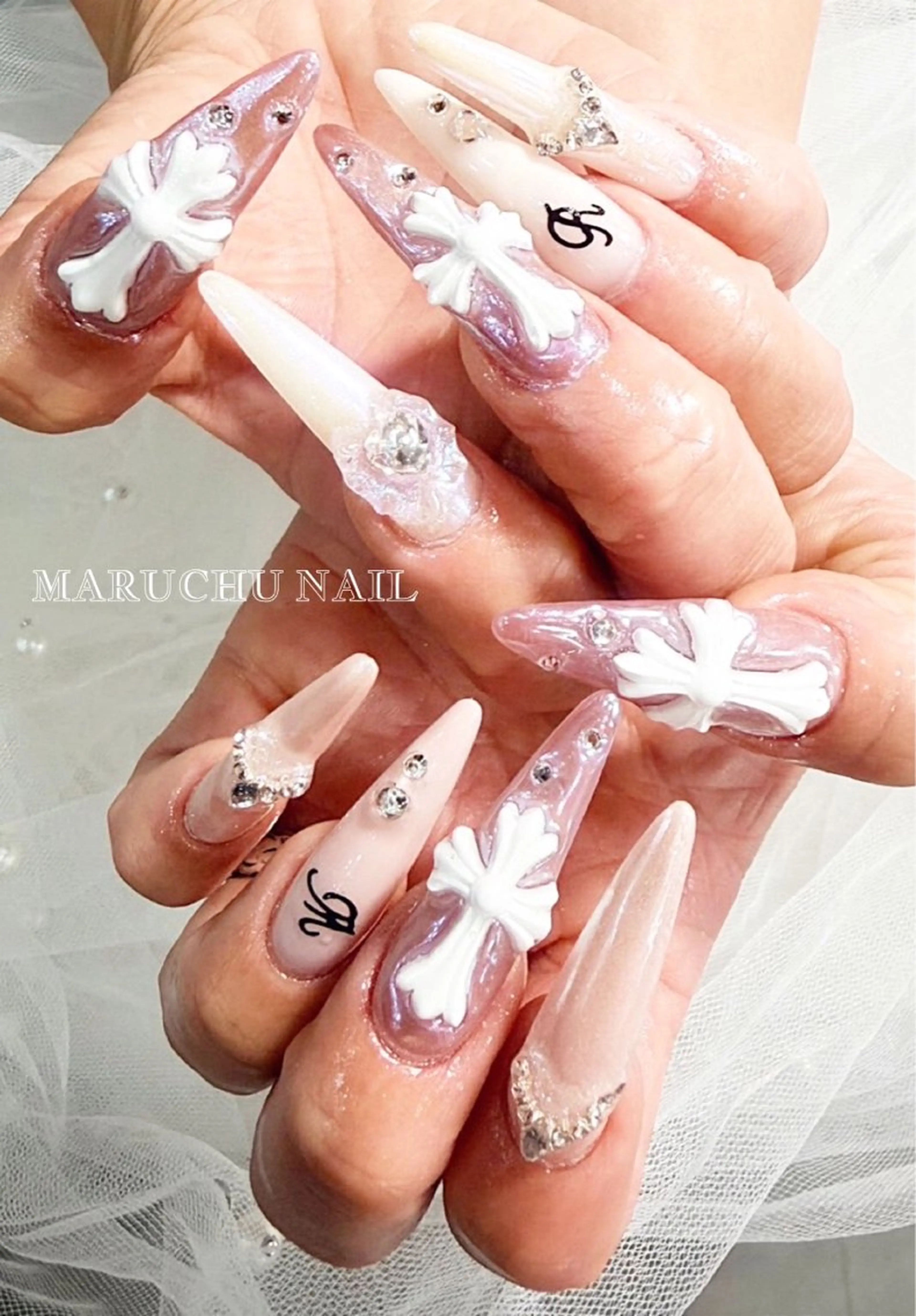 ネイル オーロラネイル ミラーネイル 🦋✨ MARIKO✨🦋のネイルデザイン
