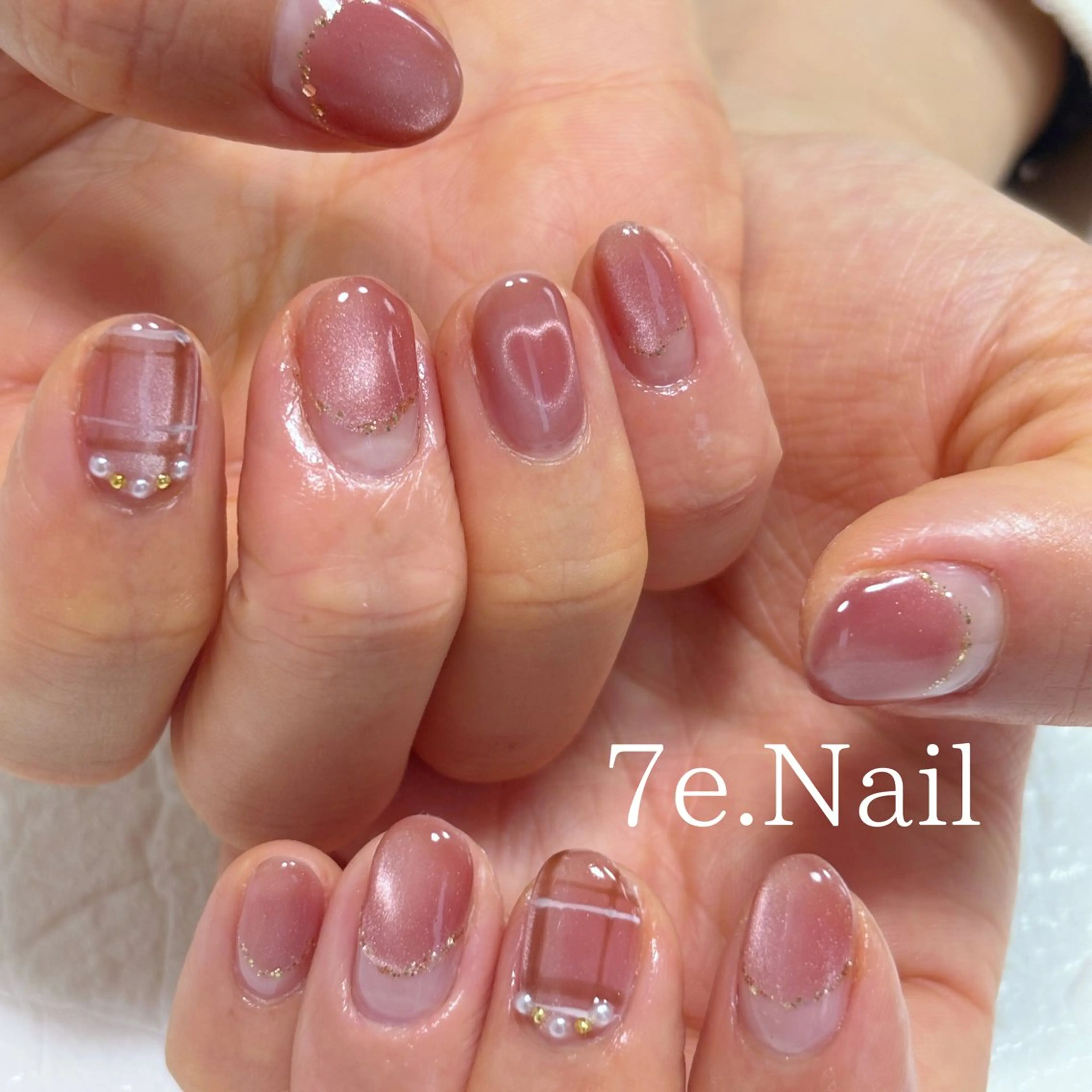 ネイル 7e. Nailのネイルデザイン