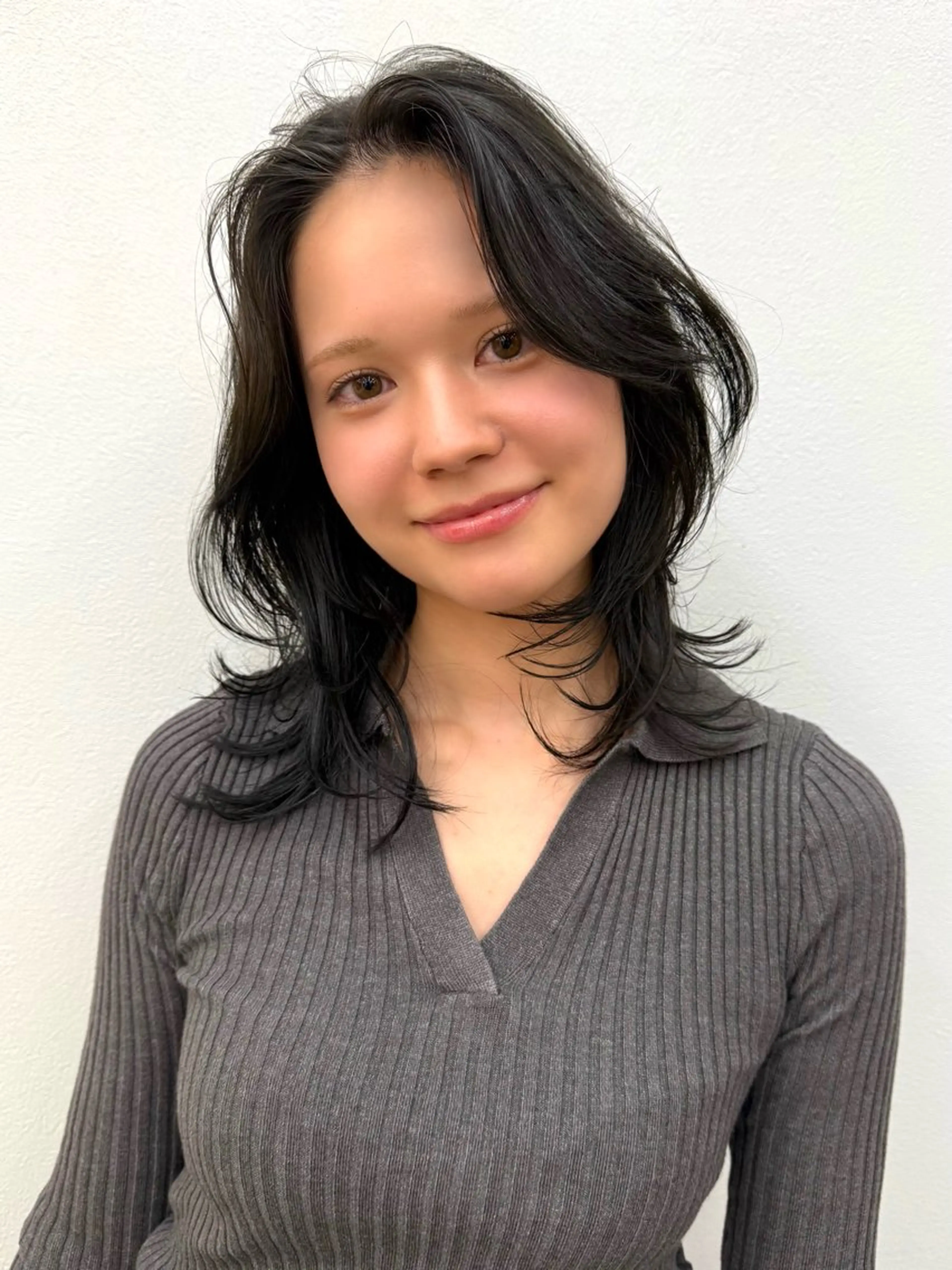 ミディアム カラー カット ヘアカラー トリートメント ✨コテ巻き風パーマ ✨川合佑哉のヘアスタイル