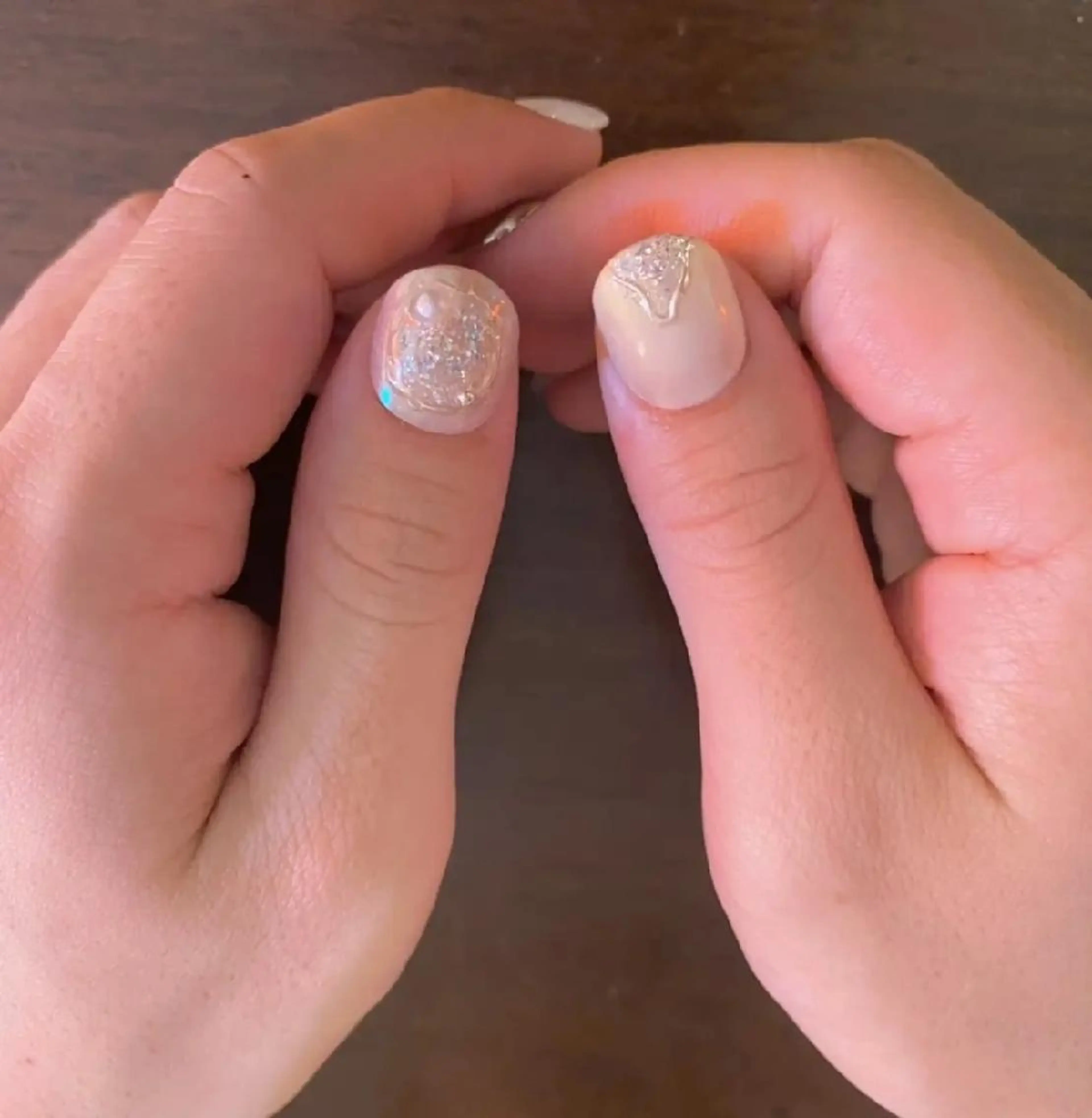 ネイル ネイルチップ ラヴィアン ローズのネイルデザイン