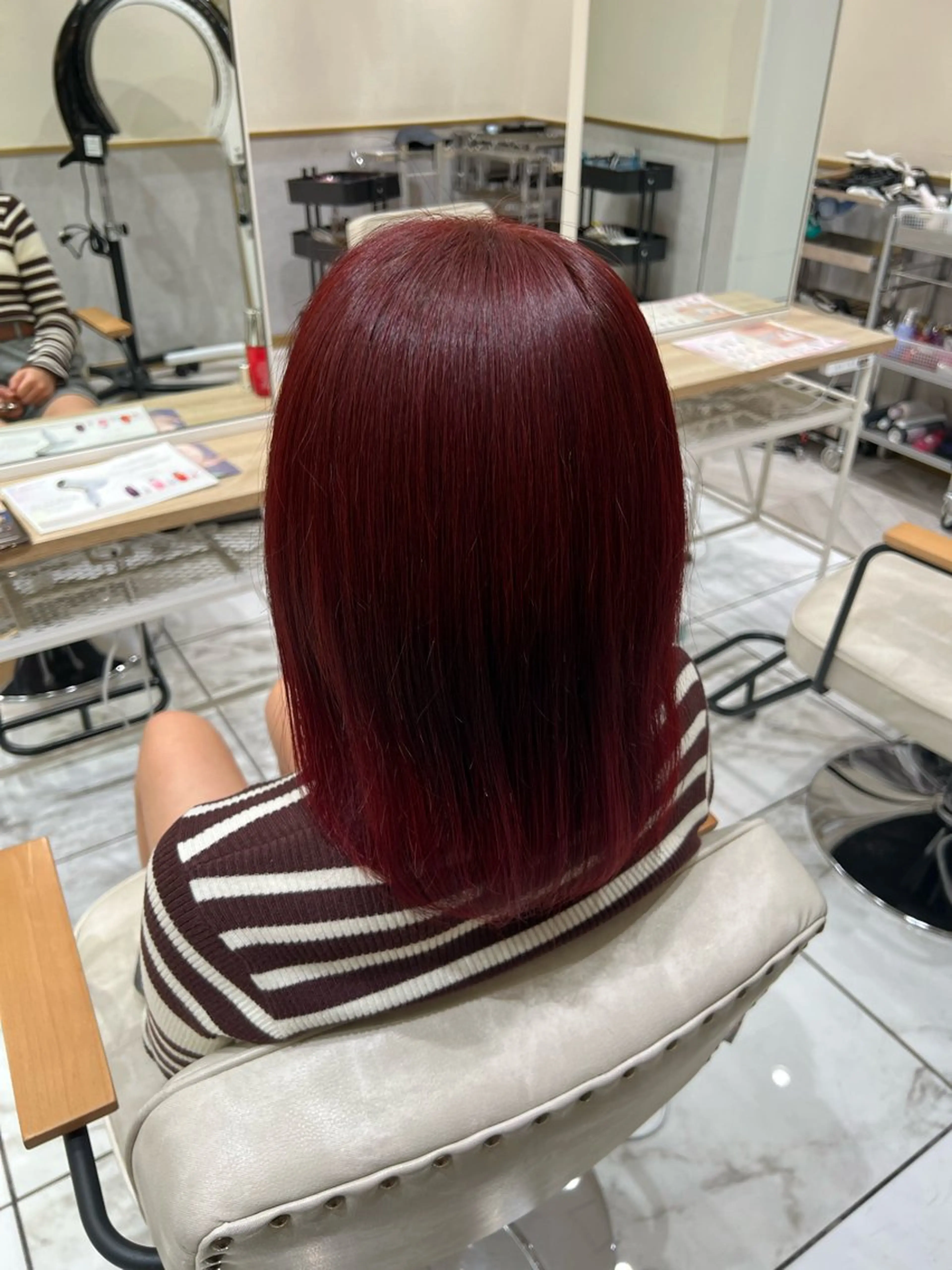 ミディアム カラー ブリーチ ブリーチなしカラー 酸性ストレート人気 No,1/カスミ🩰のヘアスタイル