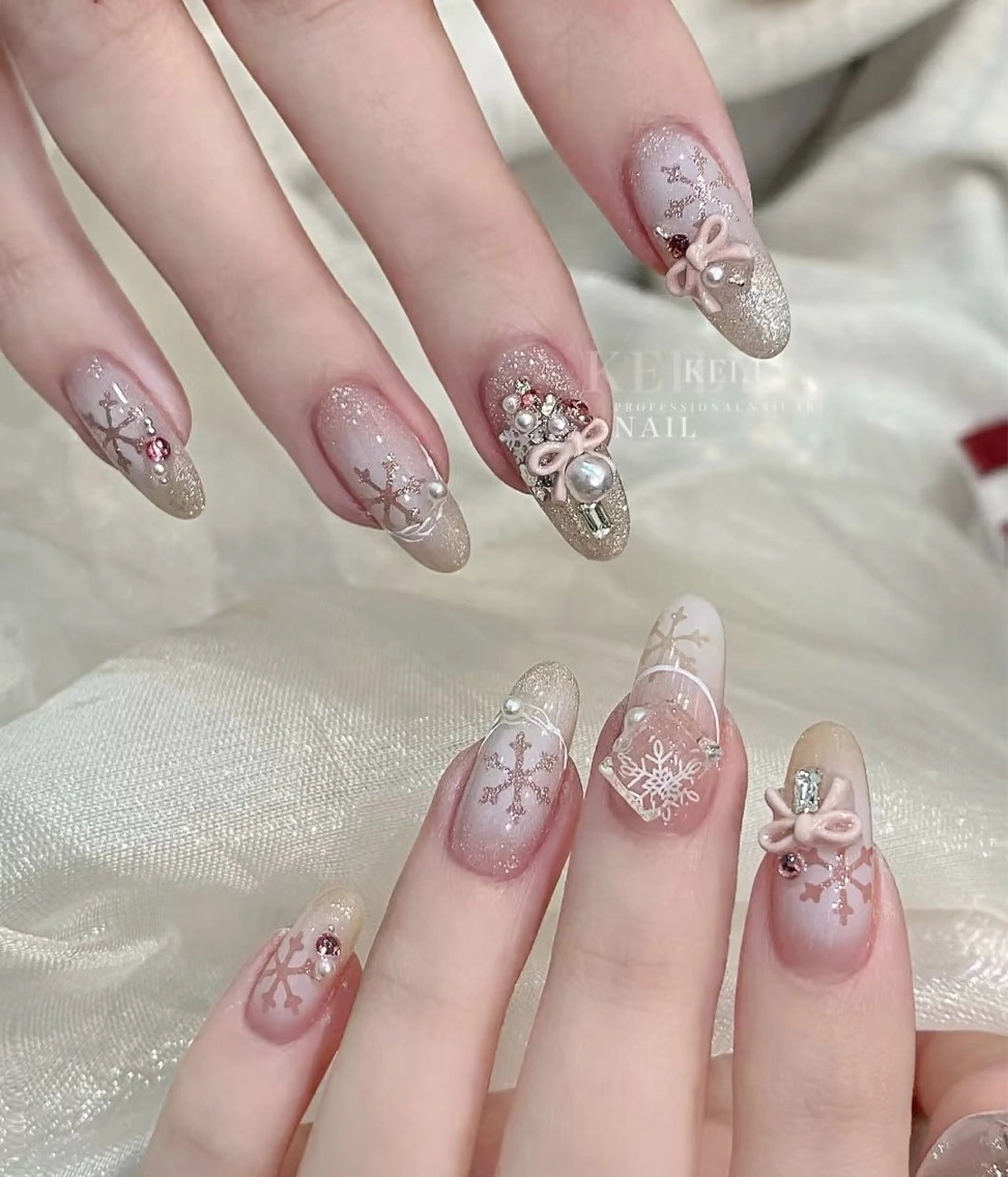 ネイル 高木 維麗絲のネイルデザイン