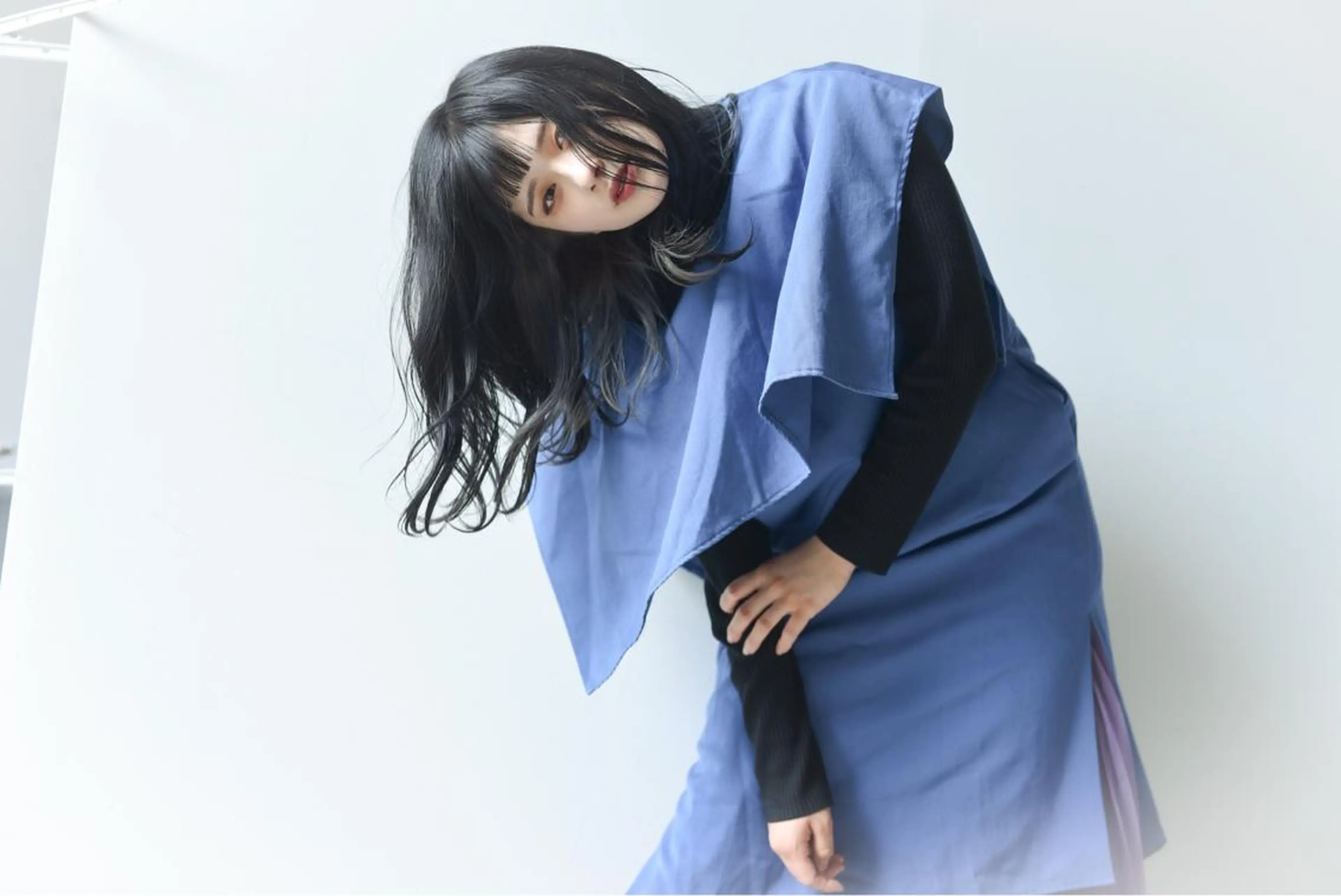 セミロング トリートメント SLASHスラッシュ 兵頭　裕のヘアスタイル