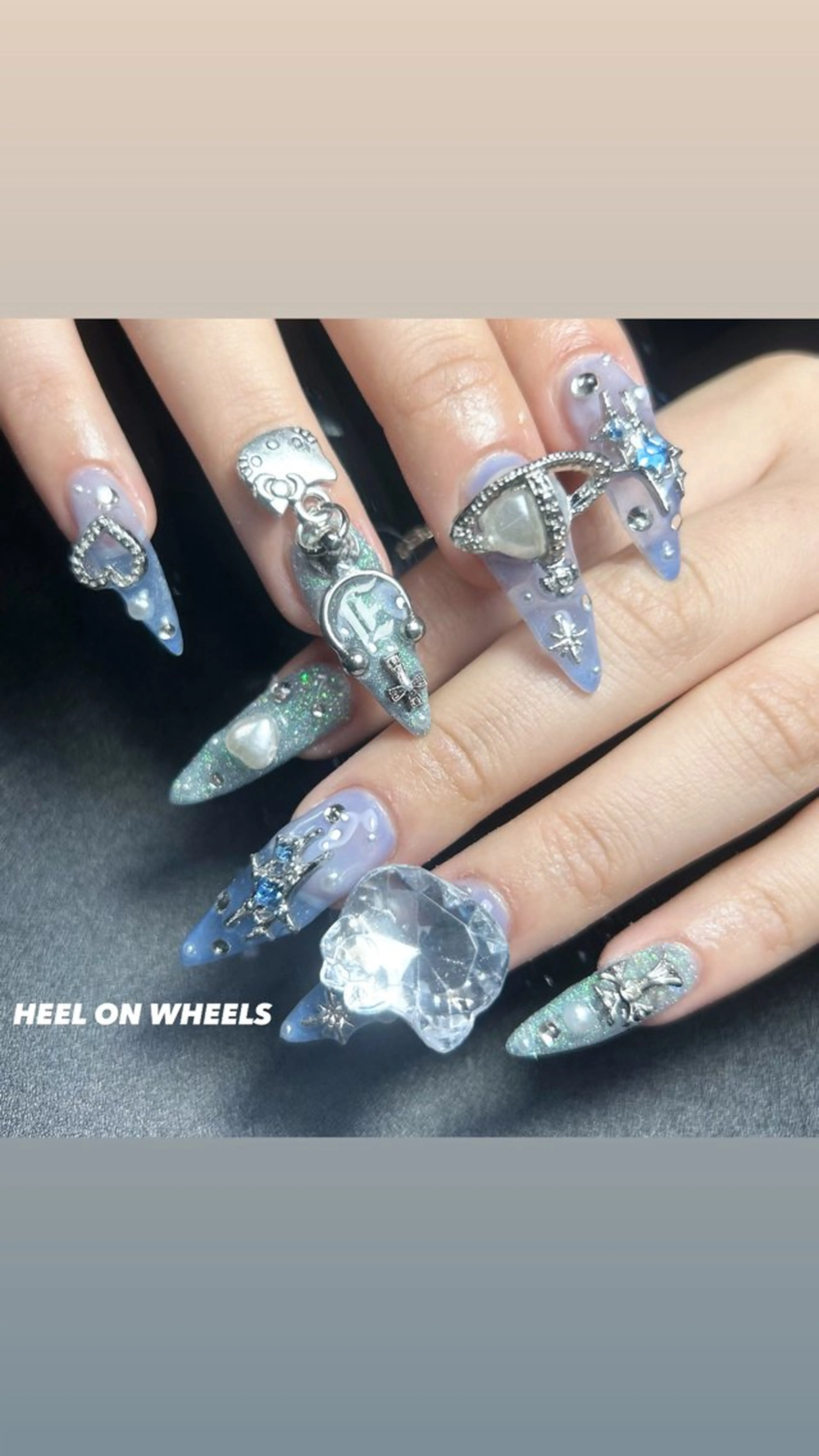 ネイル 冬ネイル ハンドネイル ⛓Miyu ⛓のネイルデザイン