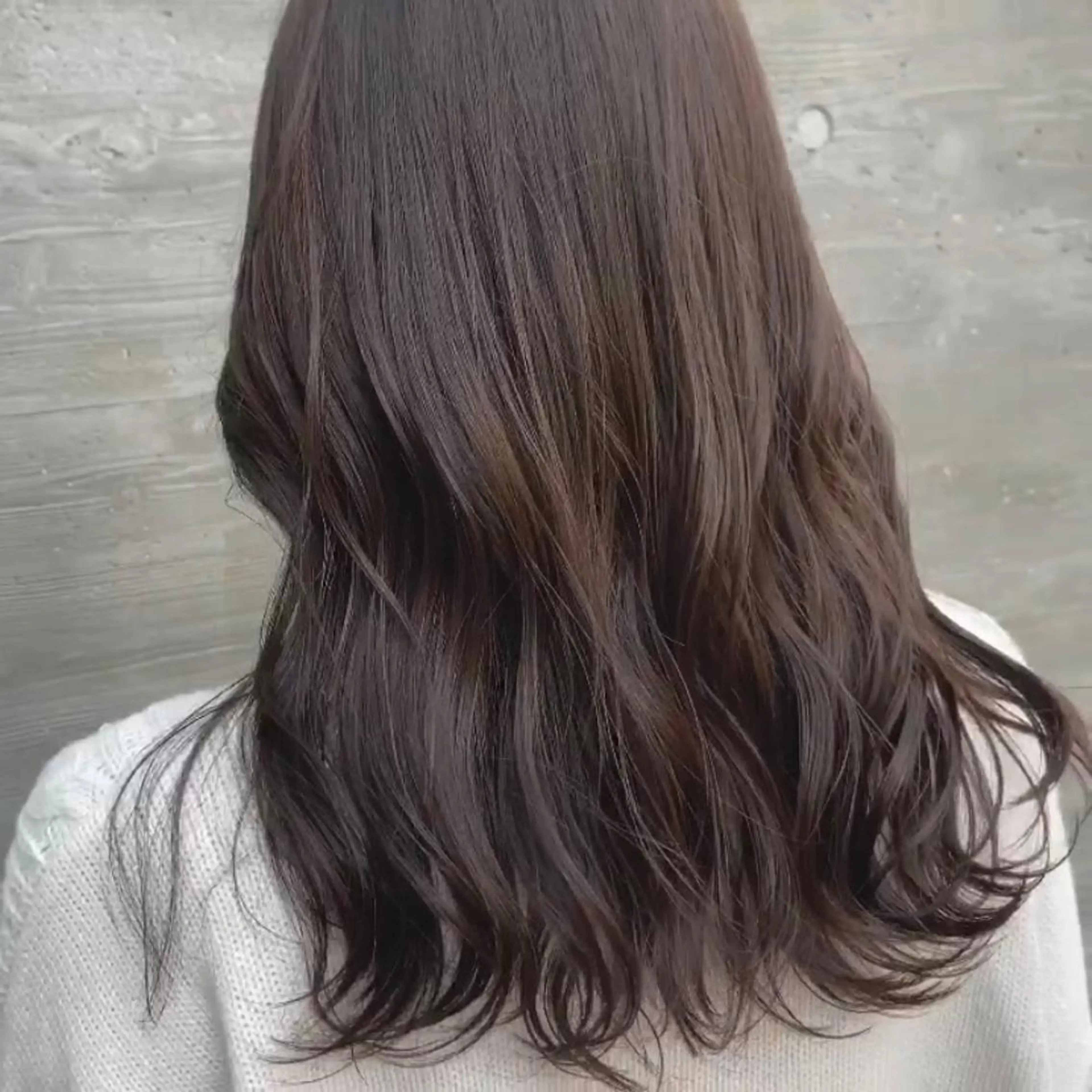 セミロング アッシュ 暗髪/艶髪/Ono .のヘアスタイル