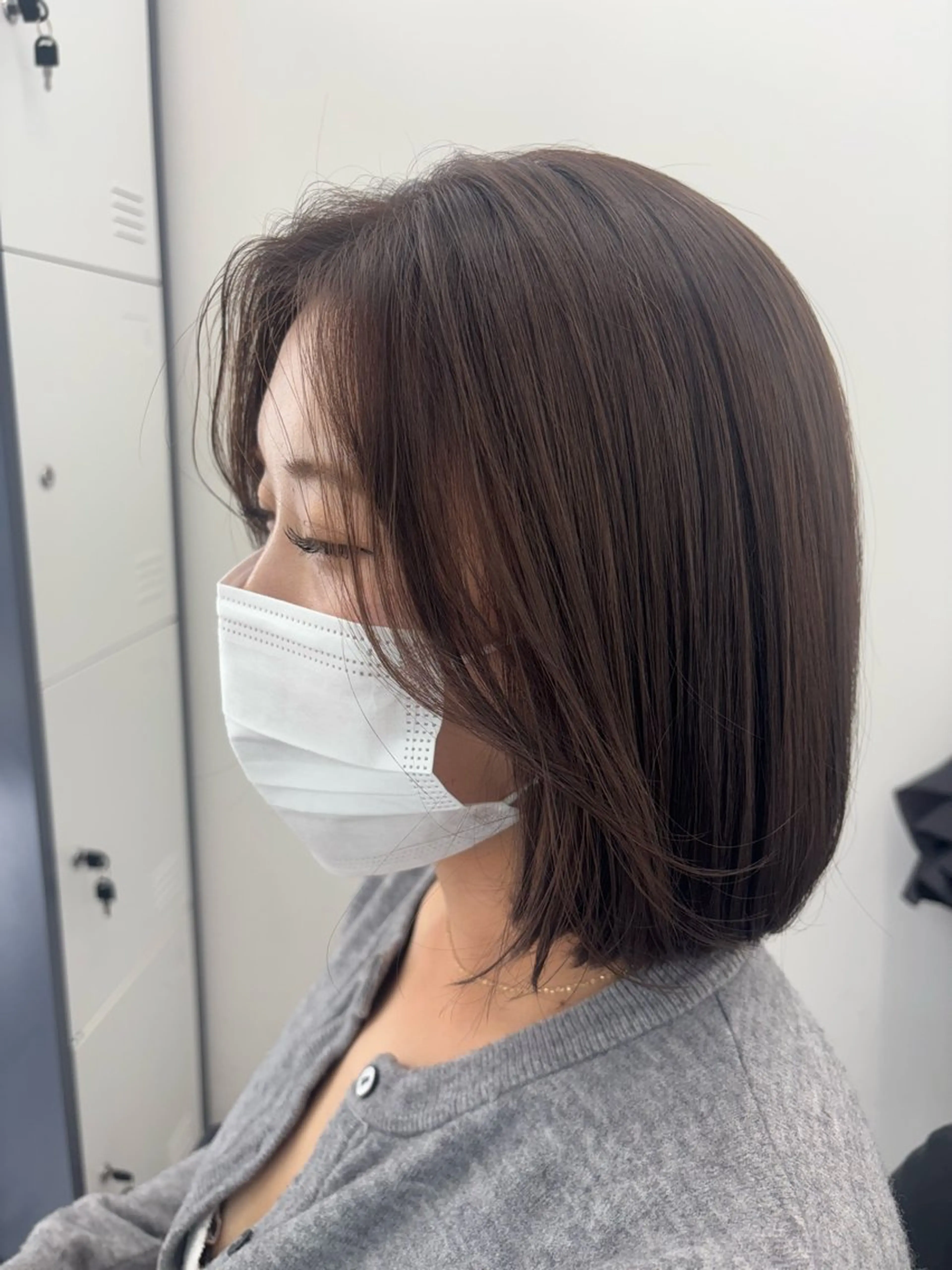 ショート カラー アッシュ アッシュブラウン ブラウンカラー ボブ 顔まわりレイヤー カット ヘアカラー トリートメント 末石 智のヘアスタイル