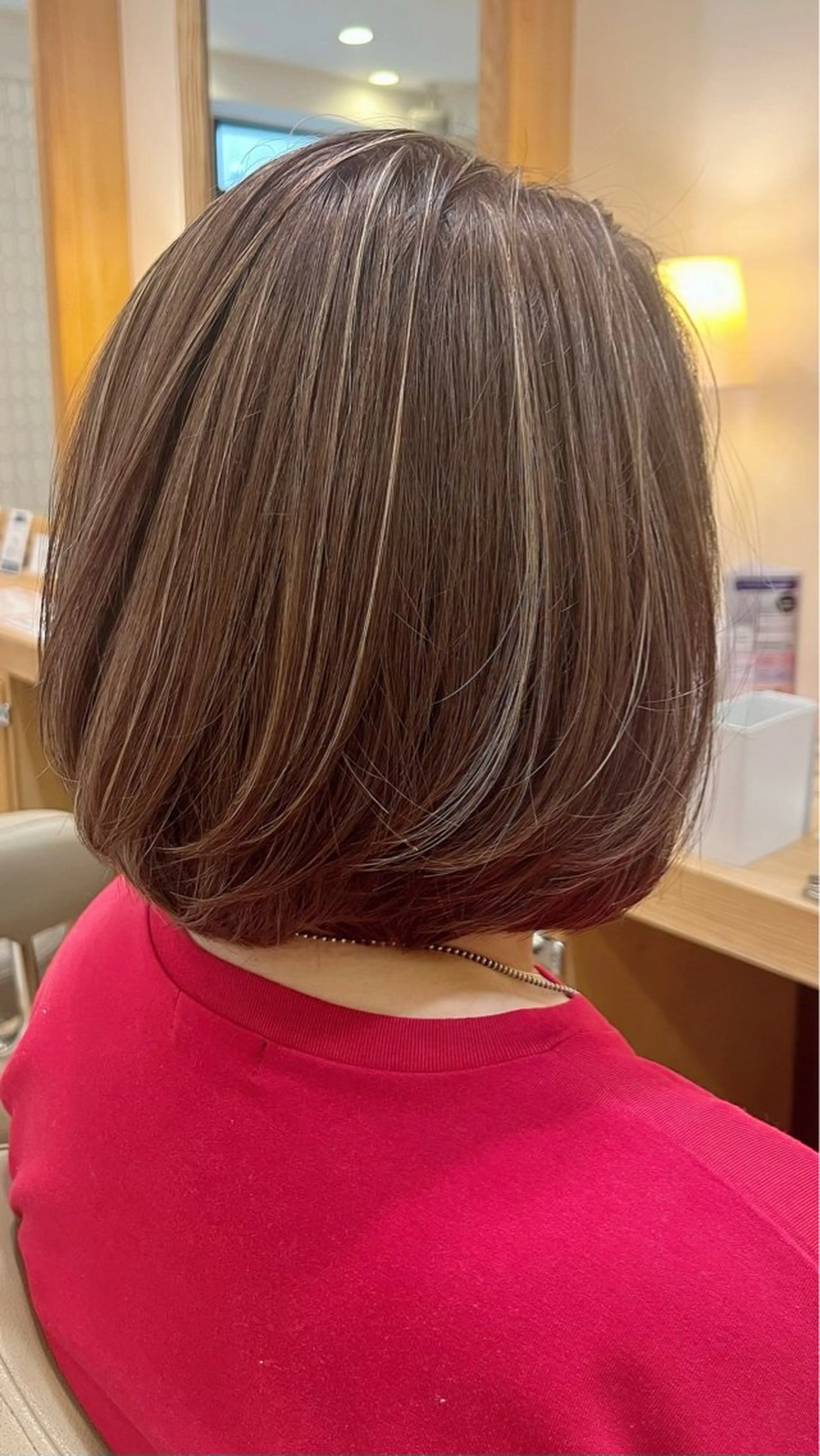 ショート カラー 浅井 理恵のヘアスタイル