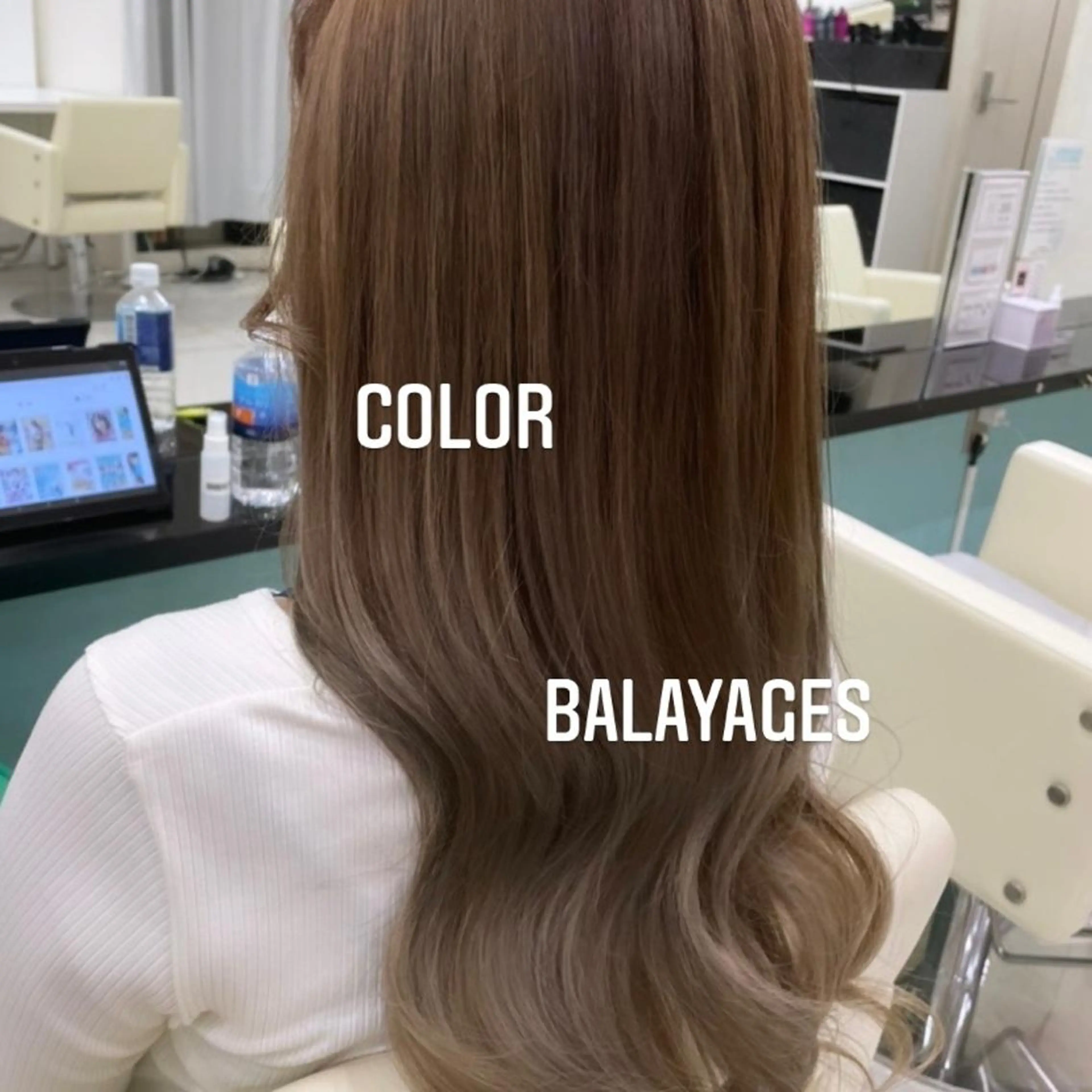 ロング カラー ヘアカラー エクステ エクステ🩵ブリーチ 韓国ヘア🩵KAEのヘアスタイル