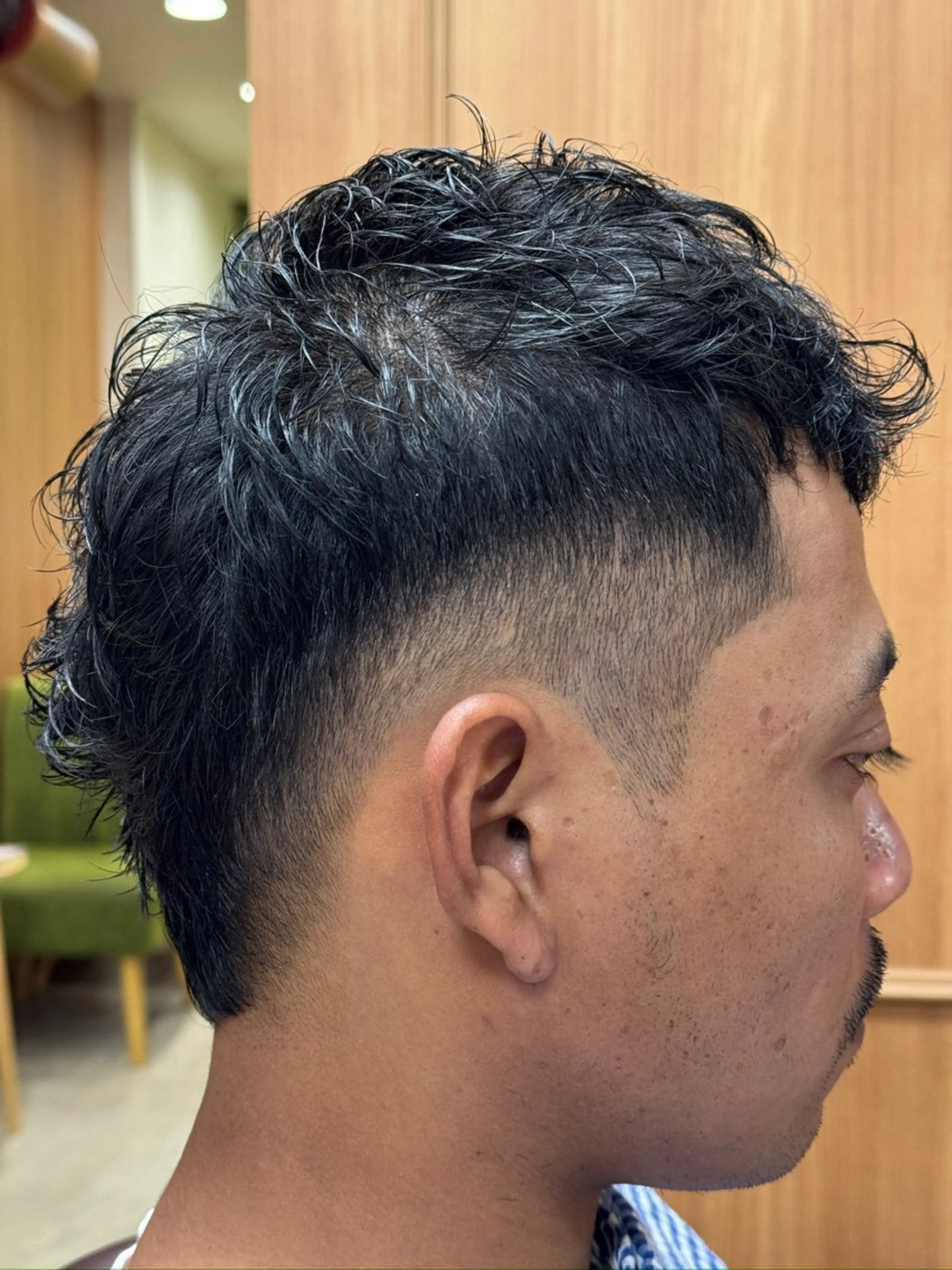 ショート マレットヘア 有田 光輝のヘアスタイル