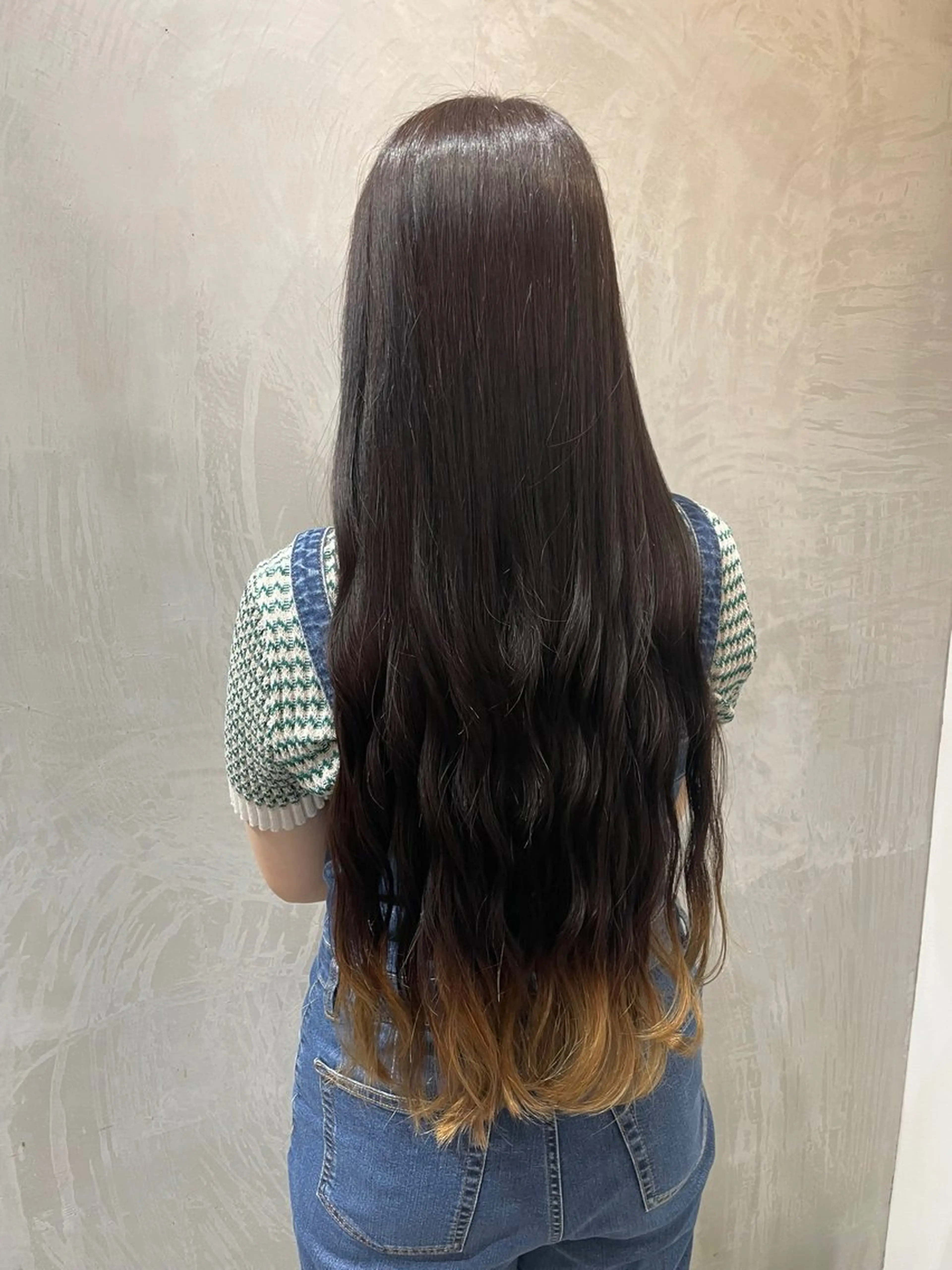 ロング カラー ブリーチ 縮毛矯正 南雲 由麻のヘアスタイル