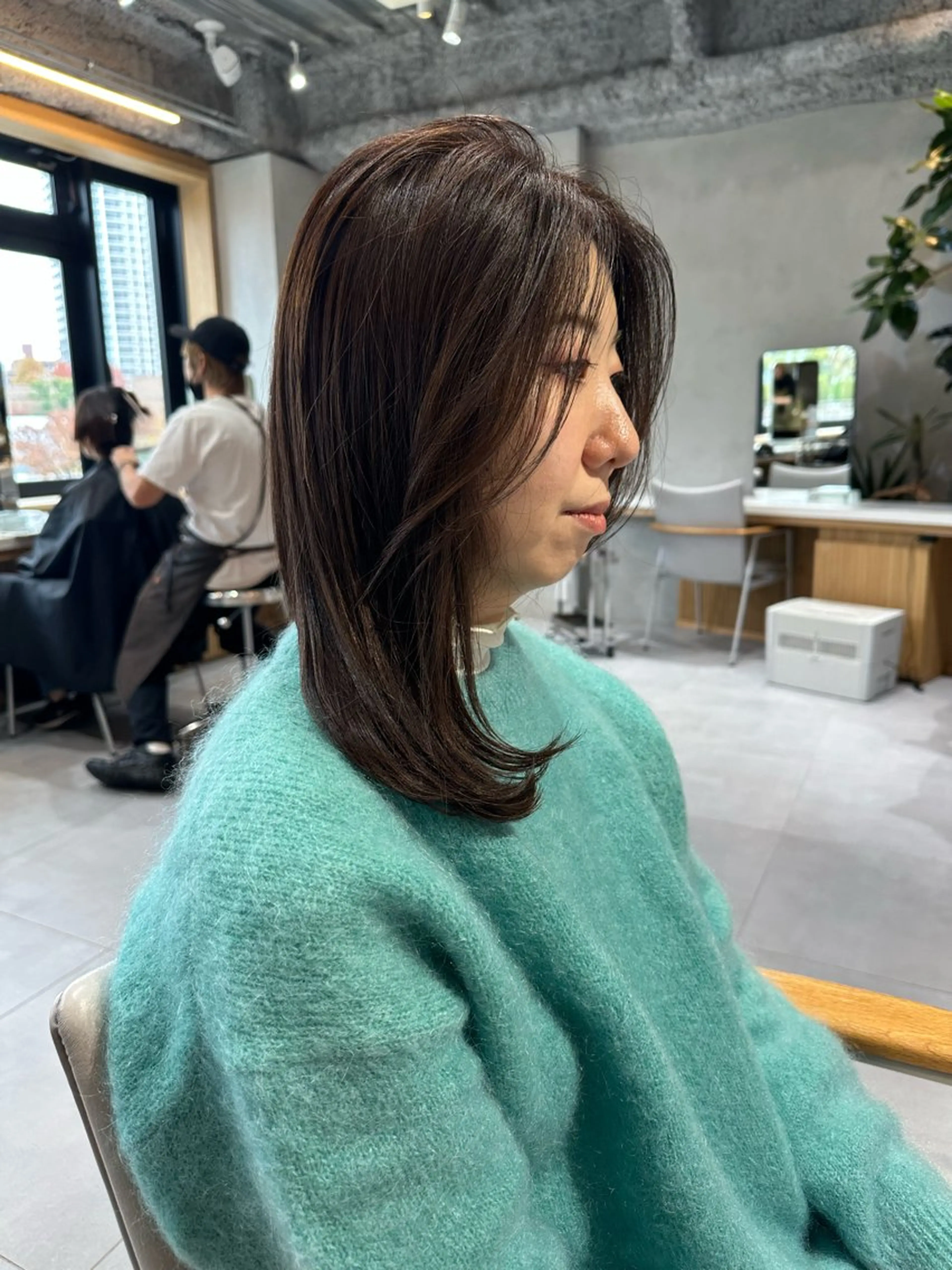 セミロング 和田 あおいのヘアスタイル