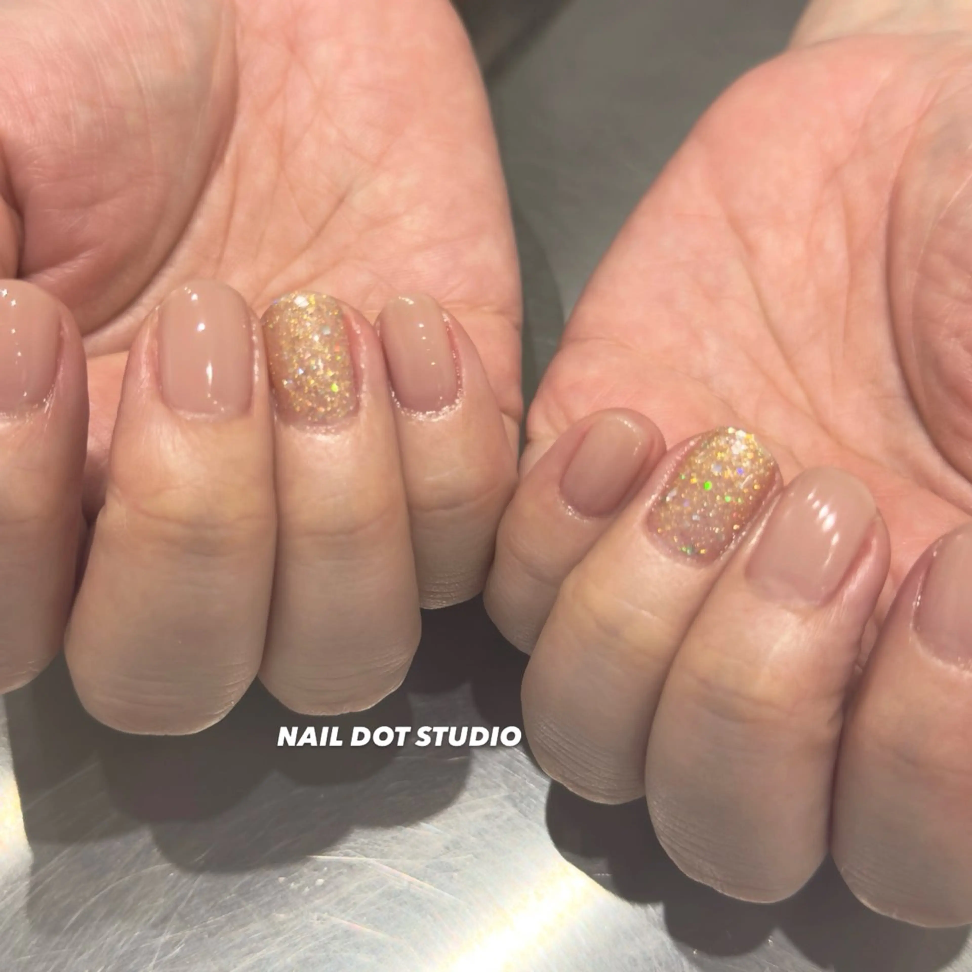 ネイル ハンドネイル NAILDOTSTU DIO SEINAのネイルデザイン