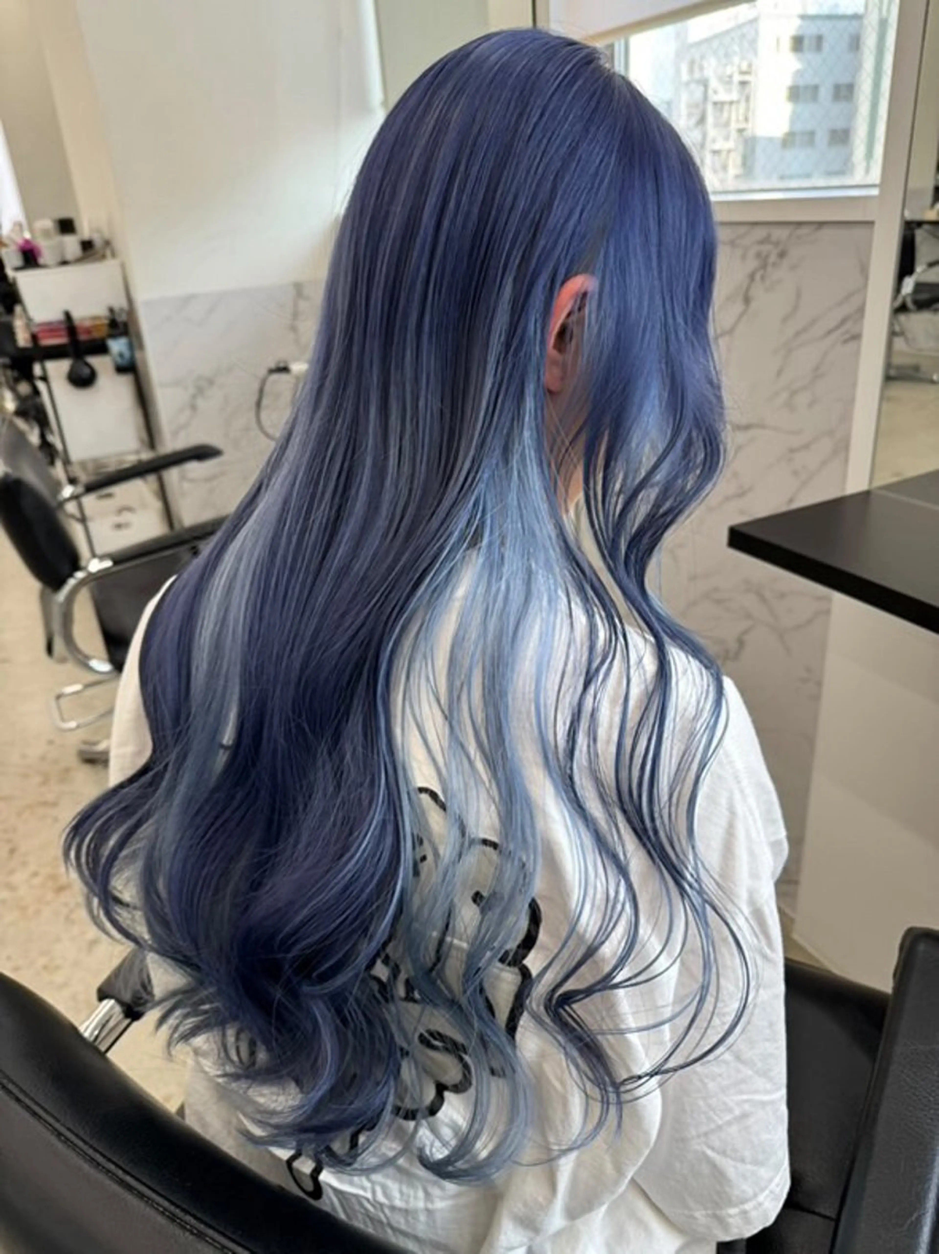 ロング 福田 彩心のヘアスタイル