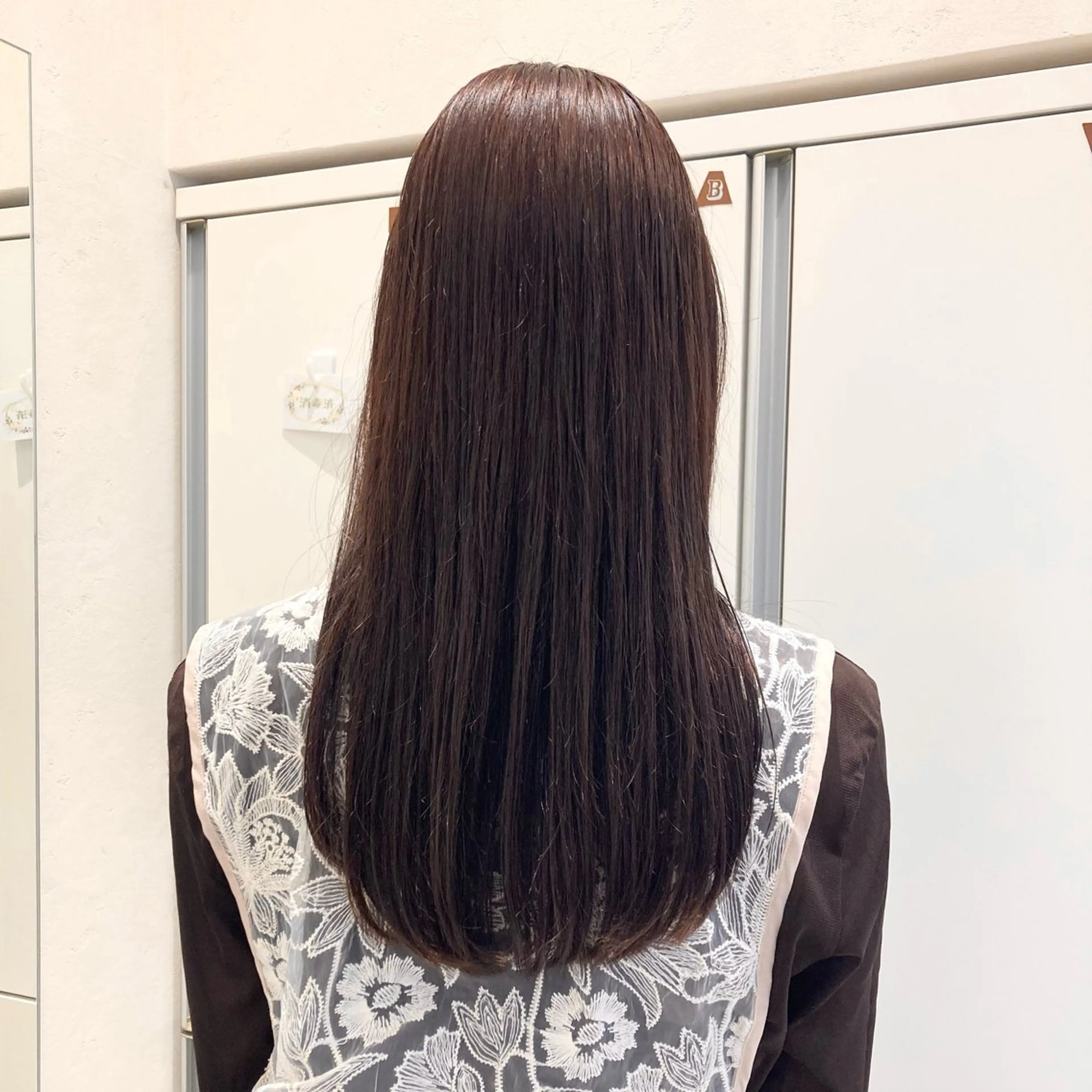 ロング 透明感ベージュ🎀 艶髪/レイヤー/AOのヘアスタイル
