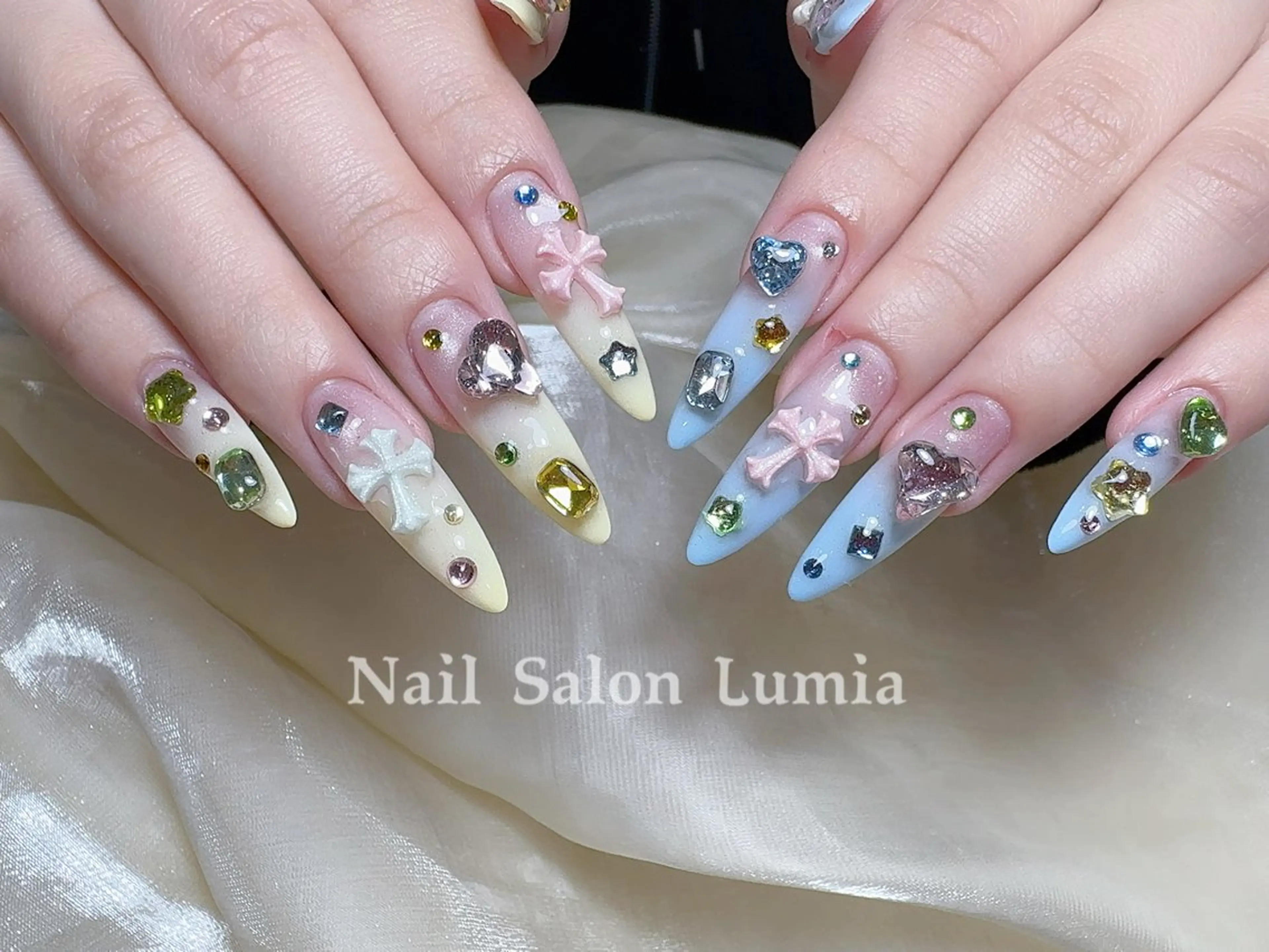 ネイル ハンドネイル ネイルサロン ルミア Lumia 店長のネイルデザイン