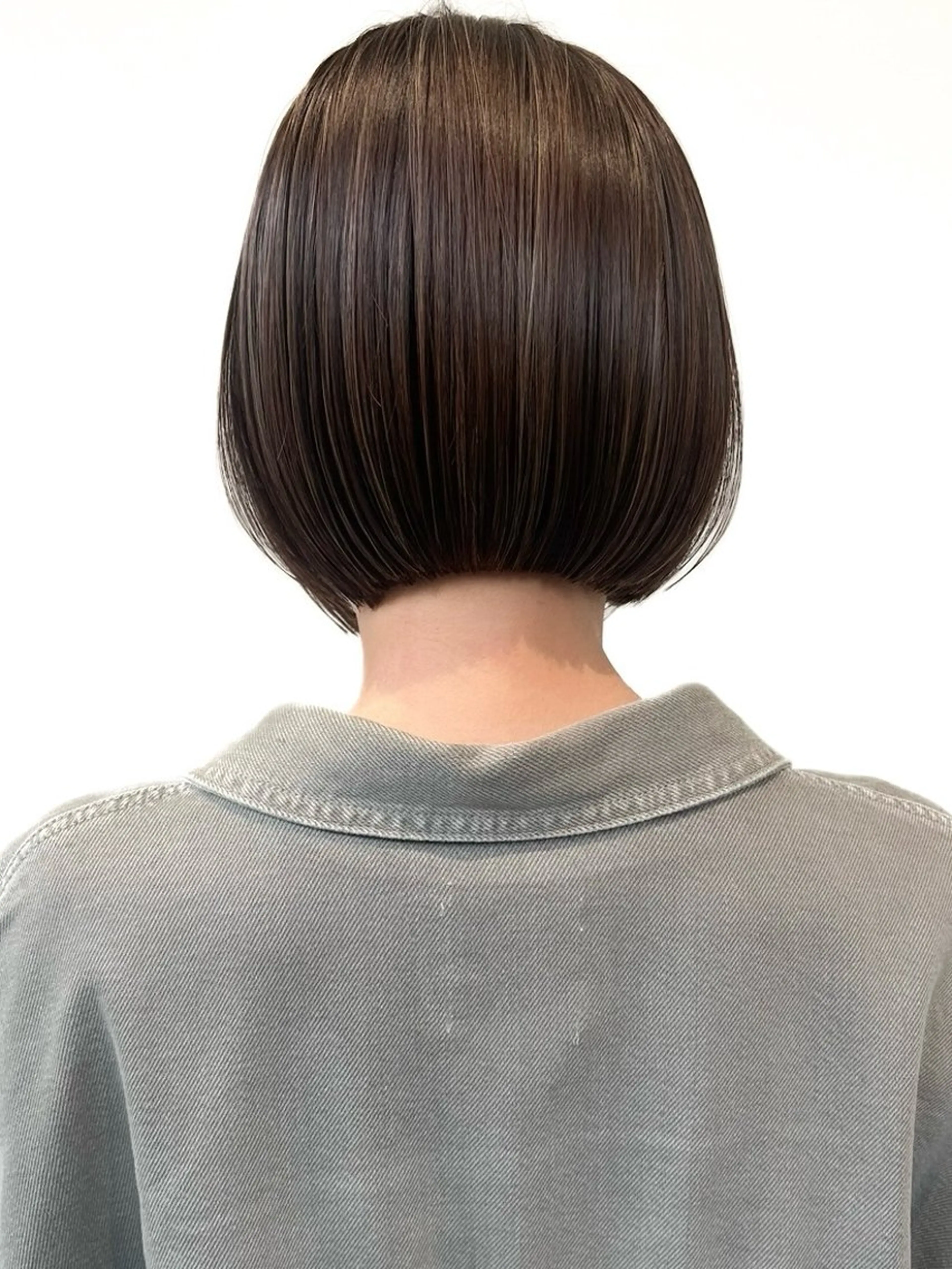 ショート カラー レイヤーカット/ボブ 似合わせ/透明感カラのヘアスタイル