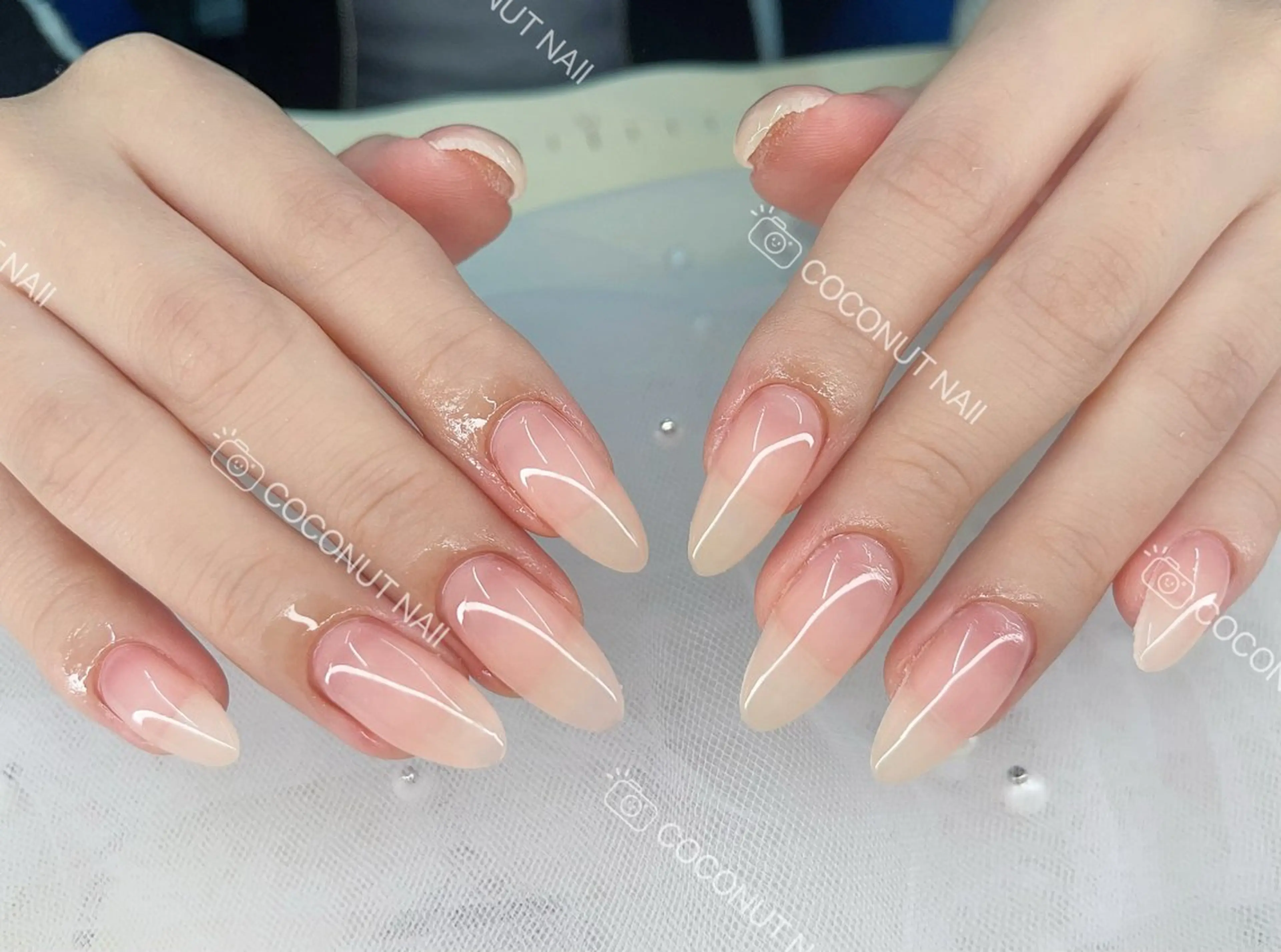 ネイル ハンドネイル 神田 ココナッツのネイルデザイン