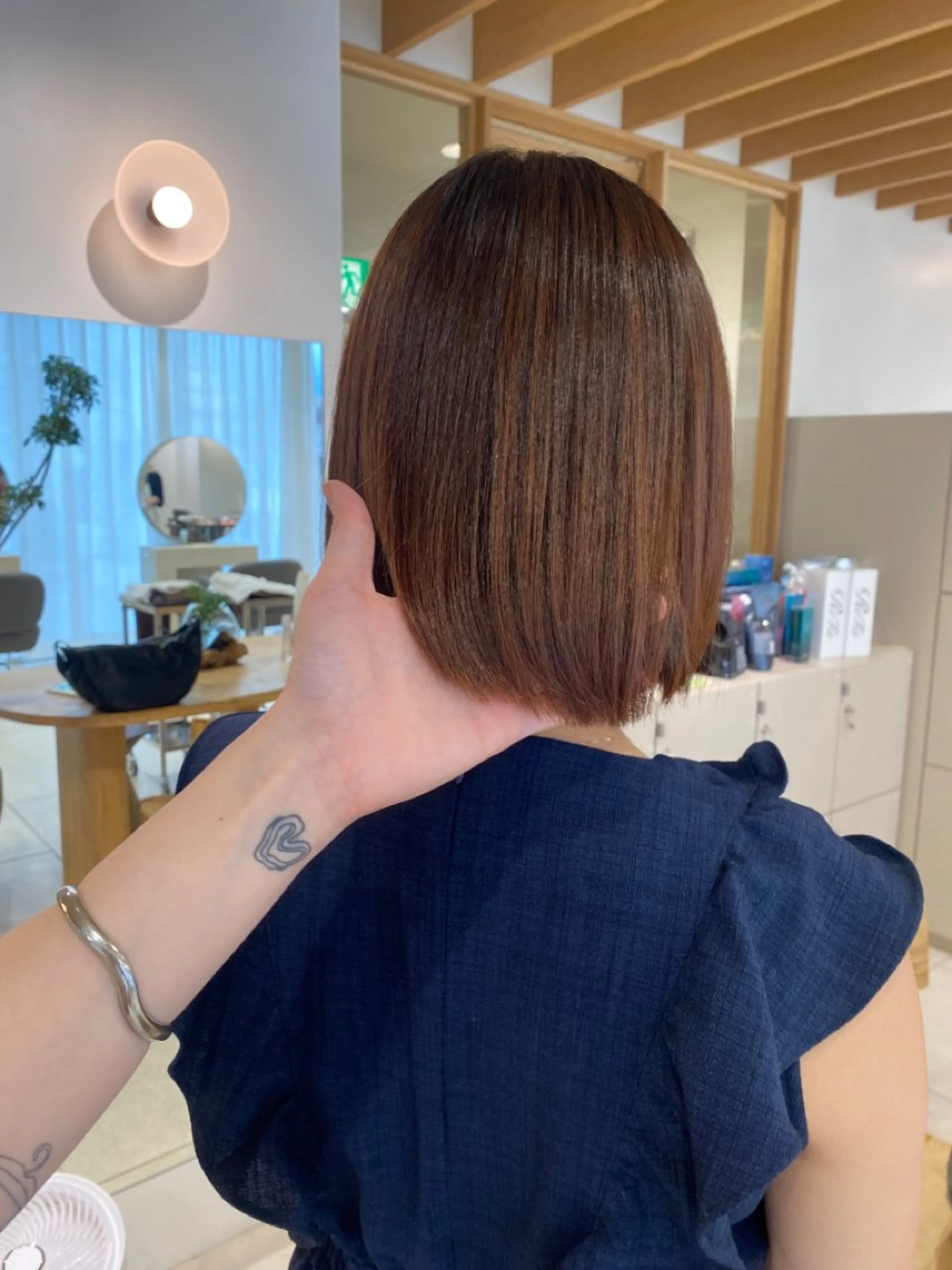 ミディアム 酸性ストレート 似合わせカットカラー りおなのヘアスタイル