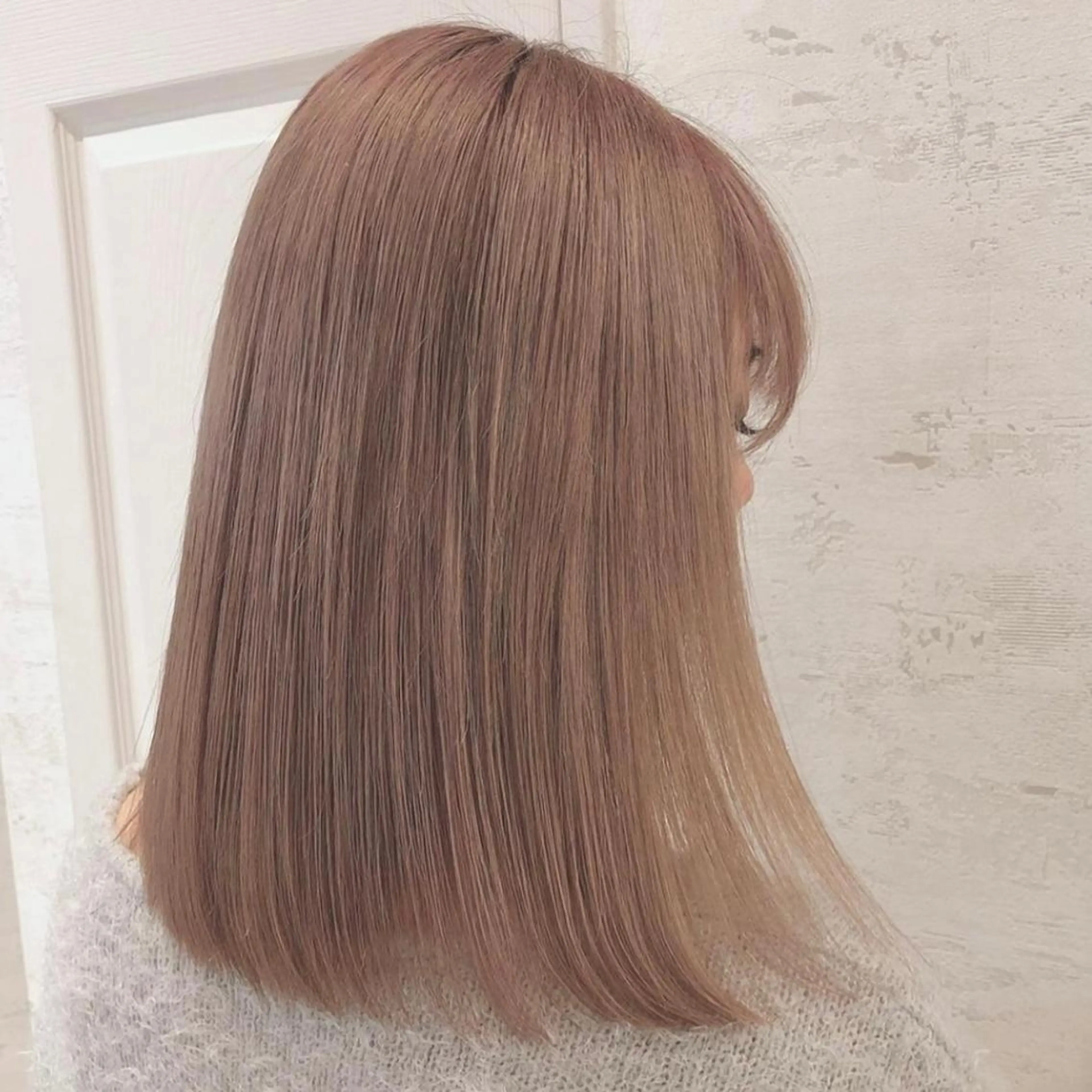 ロング カラー 酒井 里穂のヘアスタイル