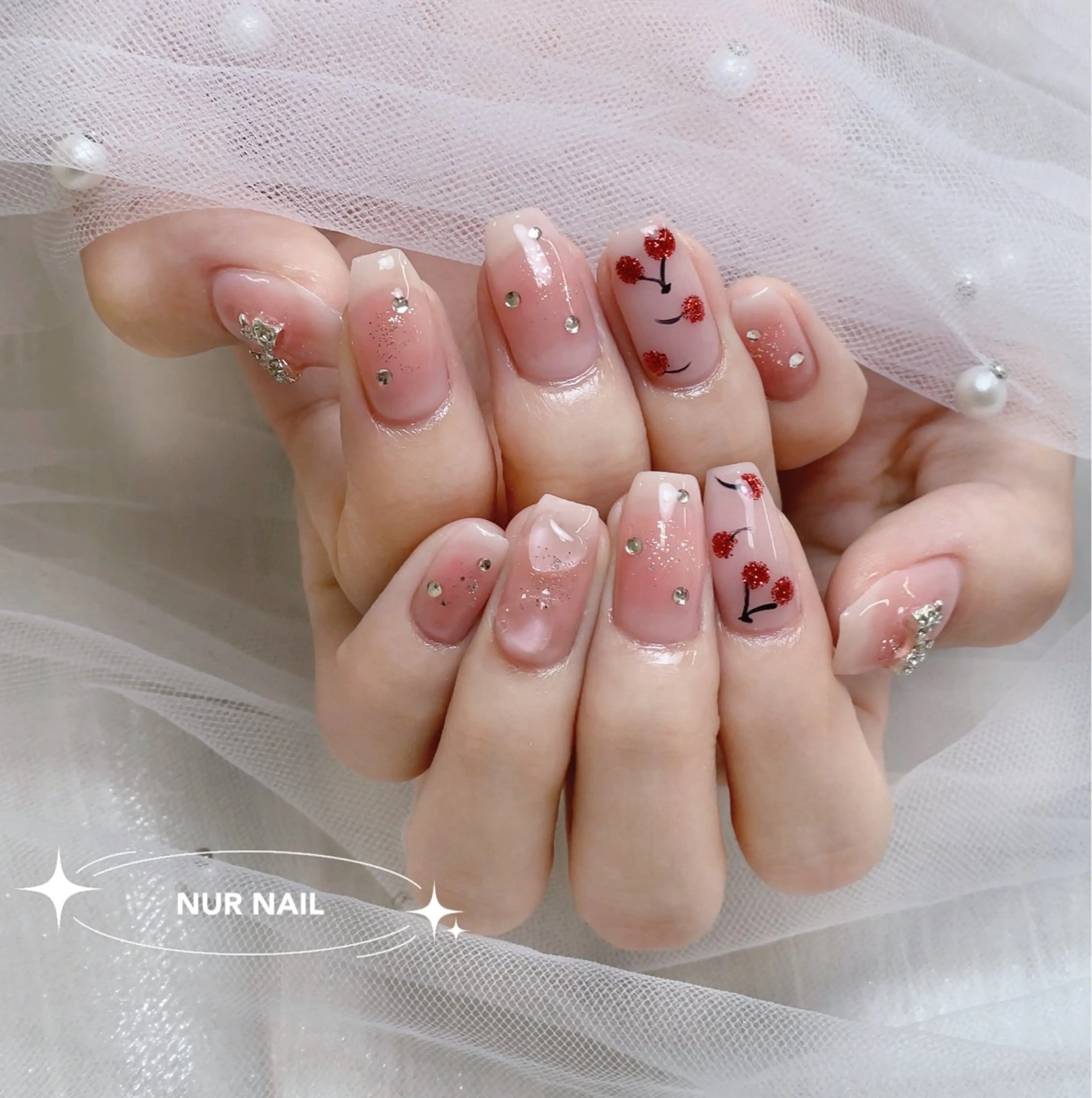 ネイル 🫧NUR NAIL✨のネイルデザイン