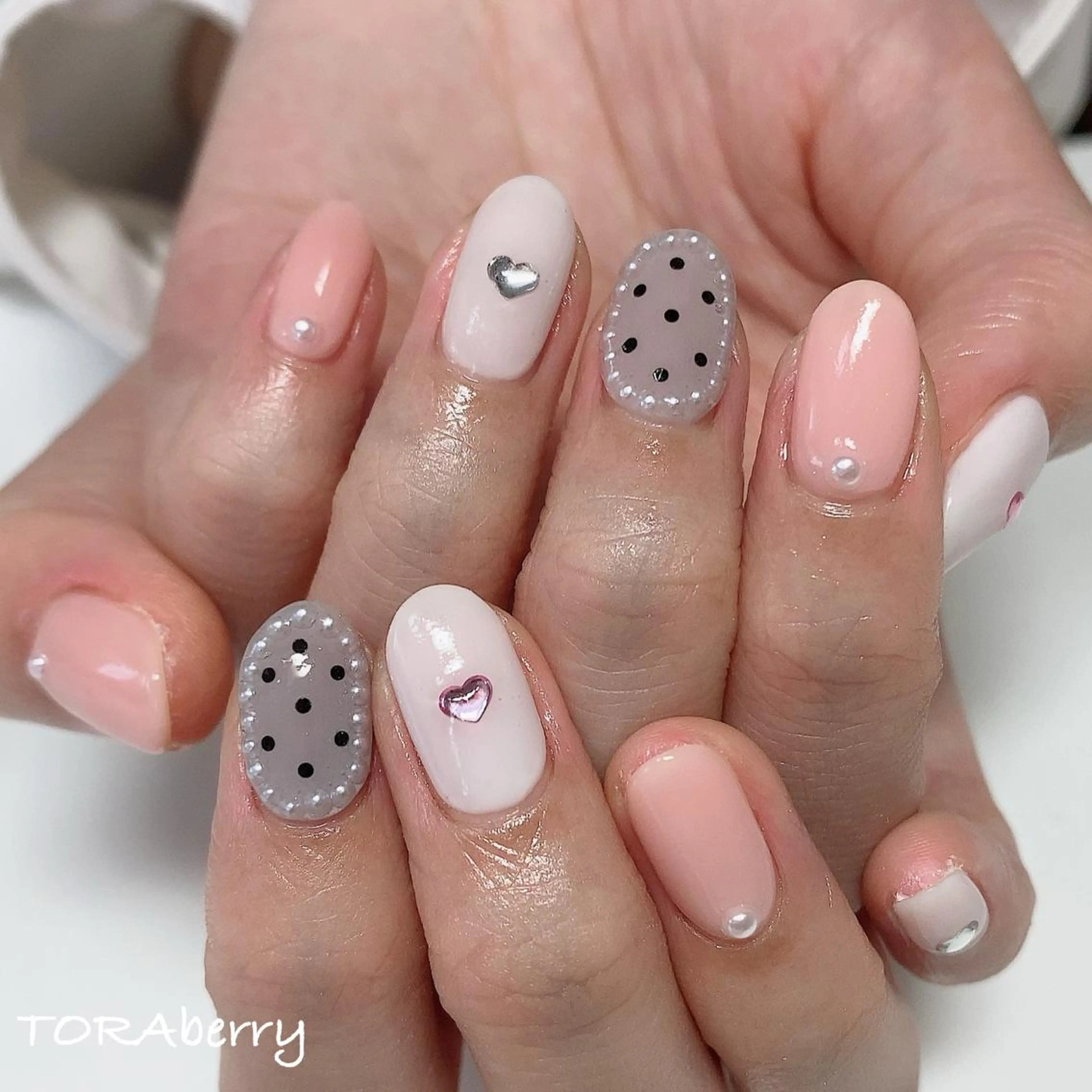 ネイル ハンドネイル ネイリスト なつみのネイルデザイン