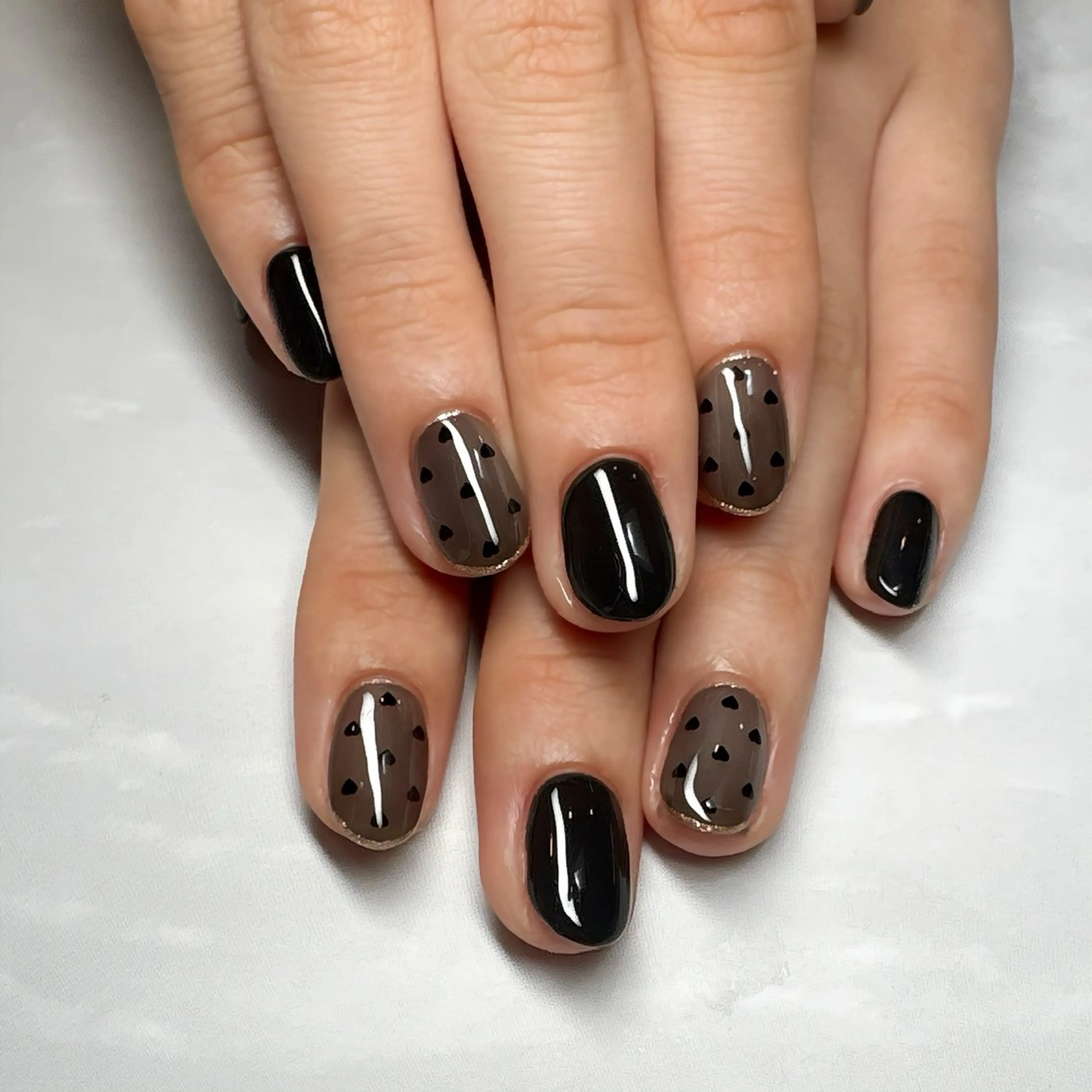 ネイル マグネットネイル 持ち込み ワンカラーネイル シンプルネイル 吉田  （ネイリスト）のネイルデザイン