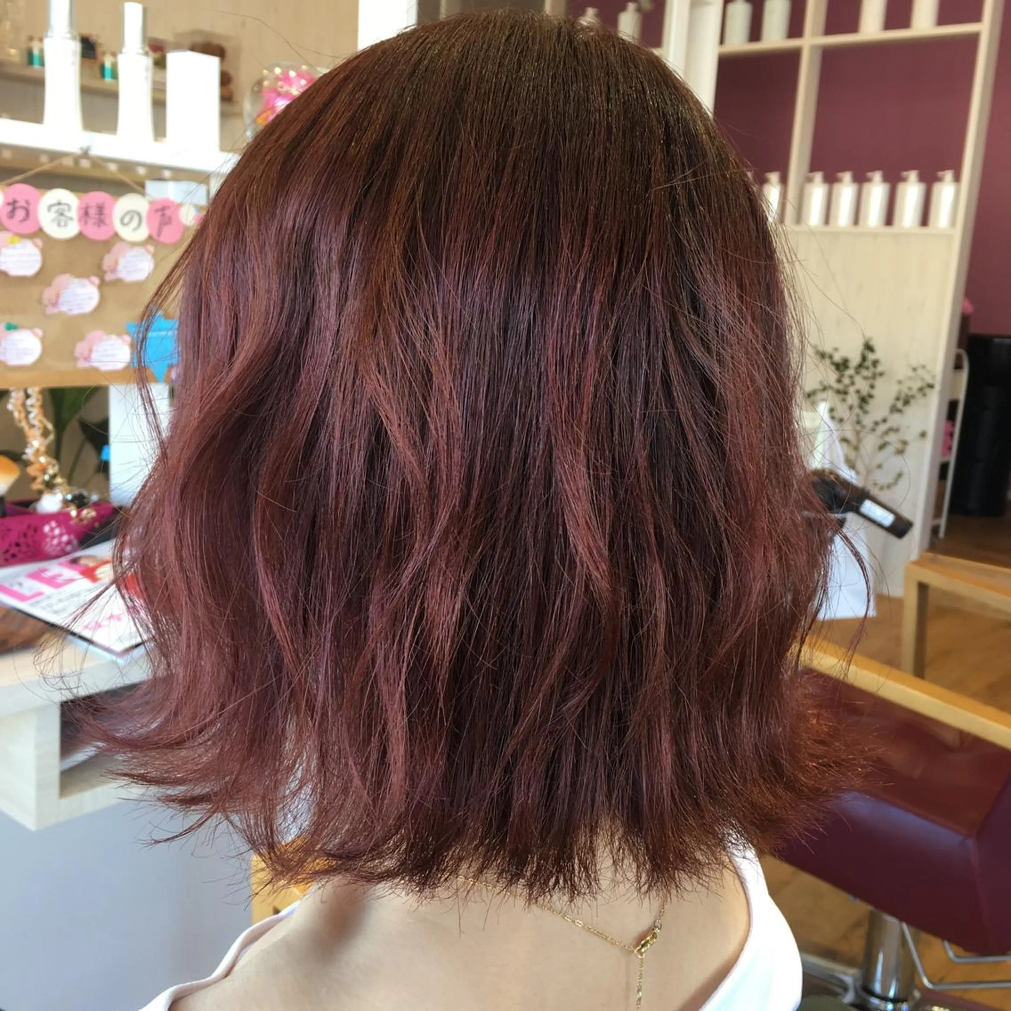 ミディアム カラー ブリーチ ブリーチなしカラー 工藤 萌香のヘアスタイル