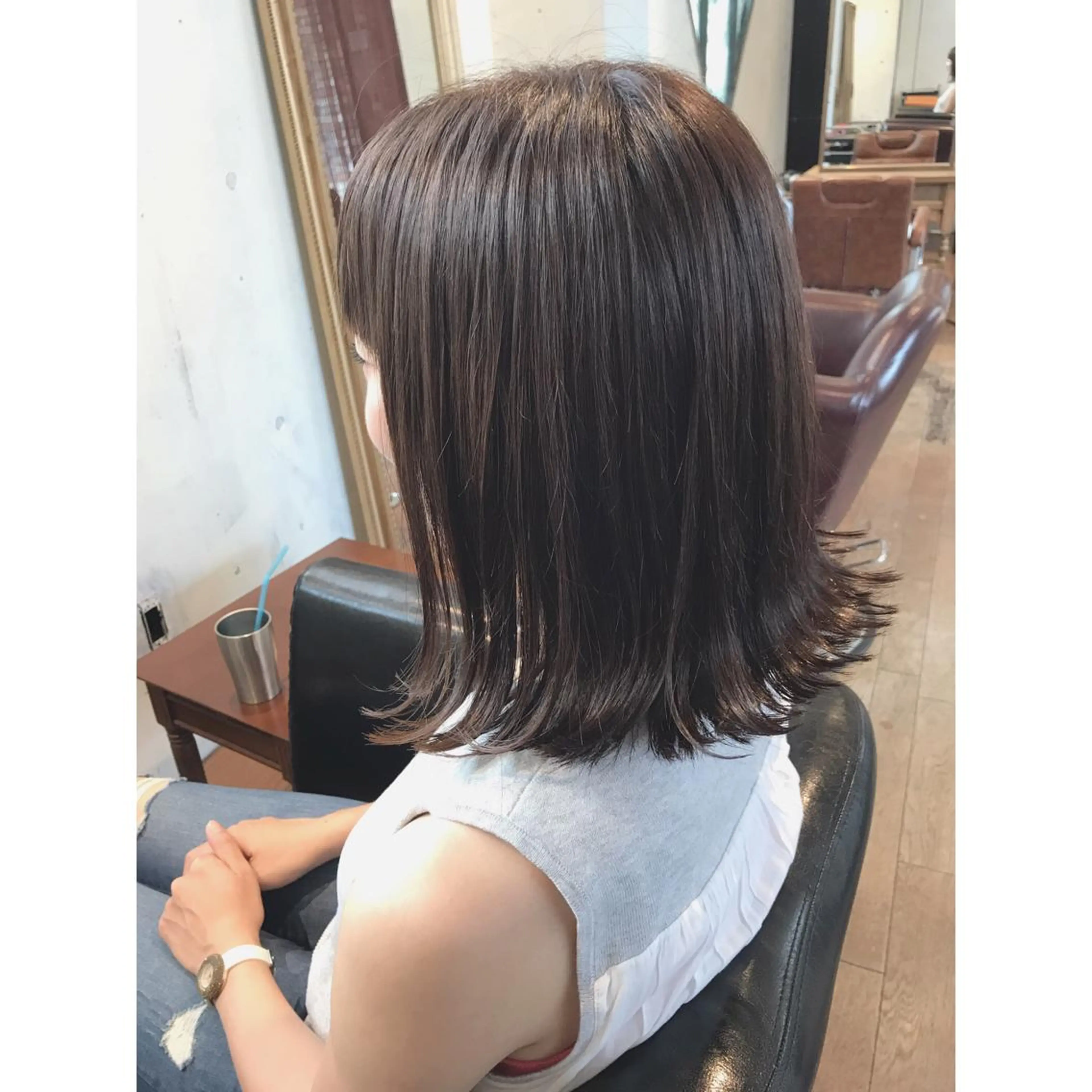 ショート カラー ヘアアレンジ グレージュ ボブ 外ハネヘア マエダ　カズエ🫶 coronahairのヘアスタイル