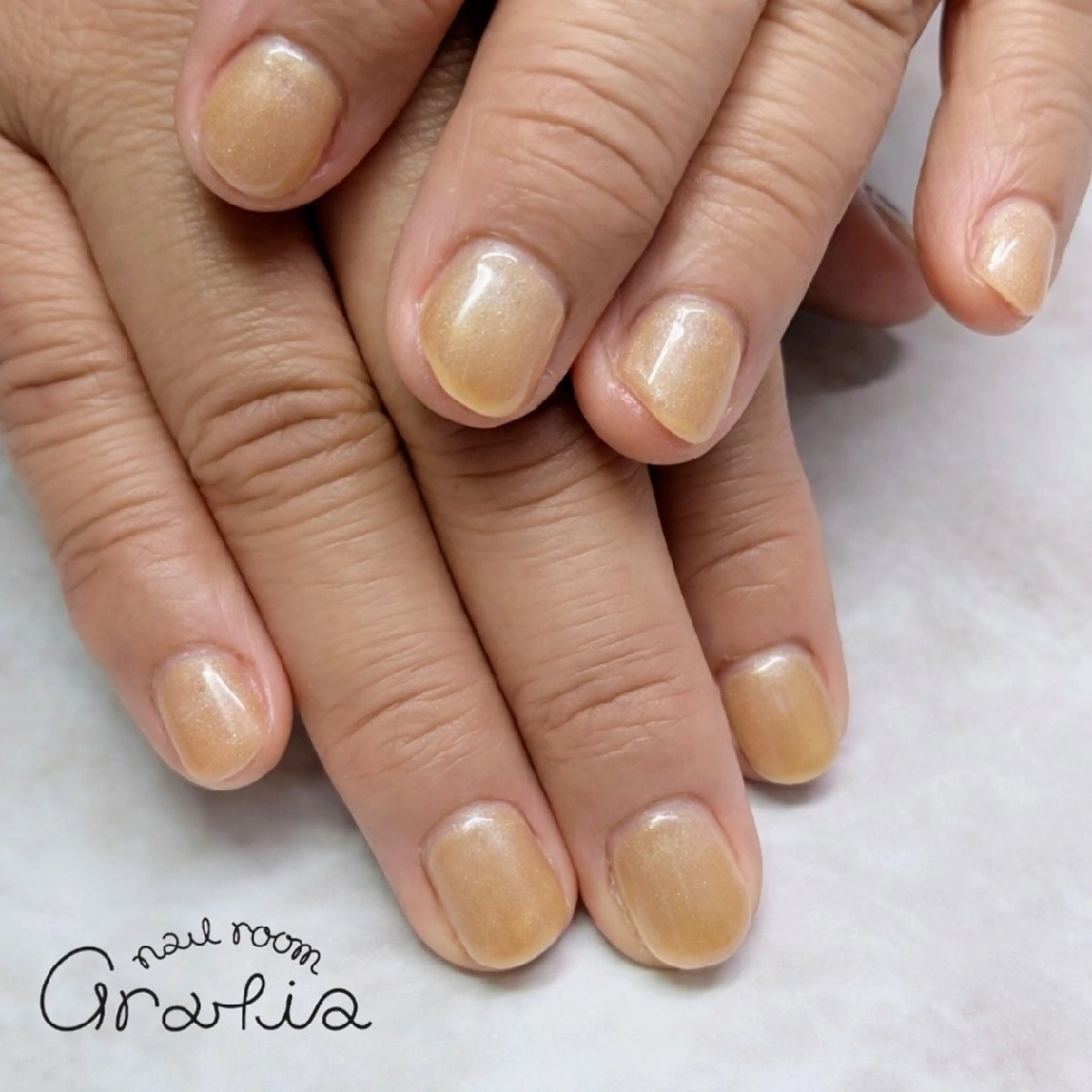 ネイル ジェルネイル gratia 中村のネイルデザイン