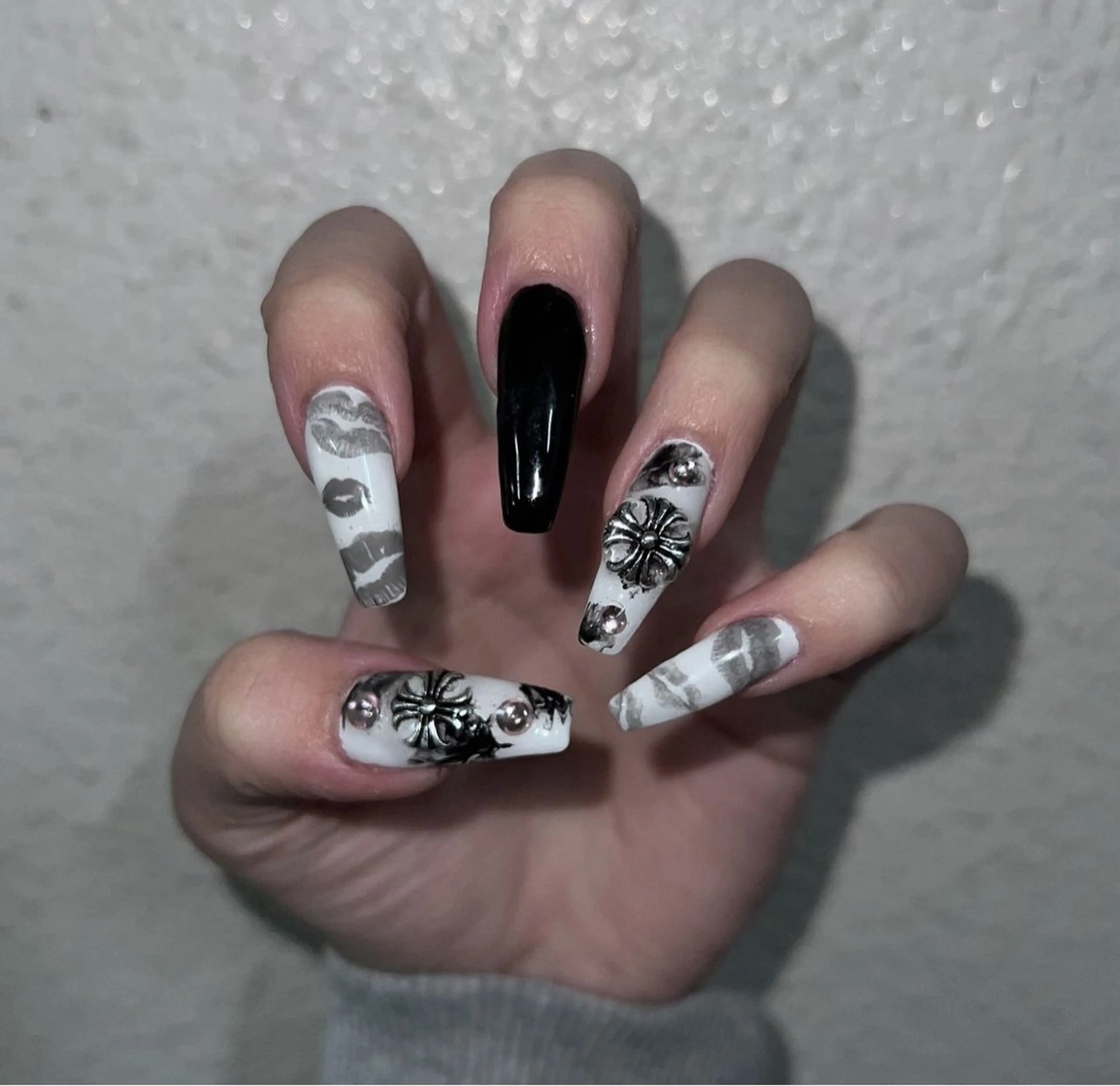 ネイル Miimo💅🏻 ほのか ·͜·♡のネイルデザイン
